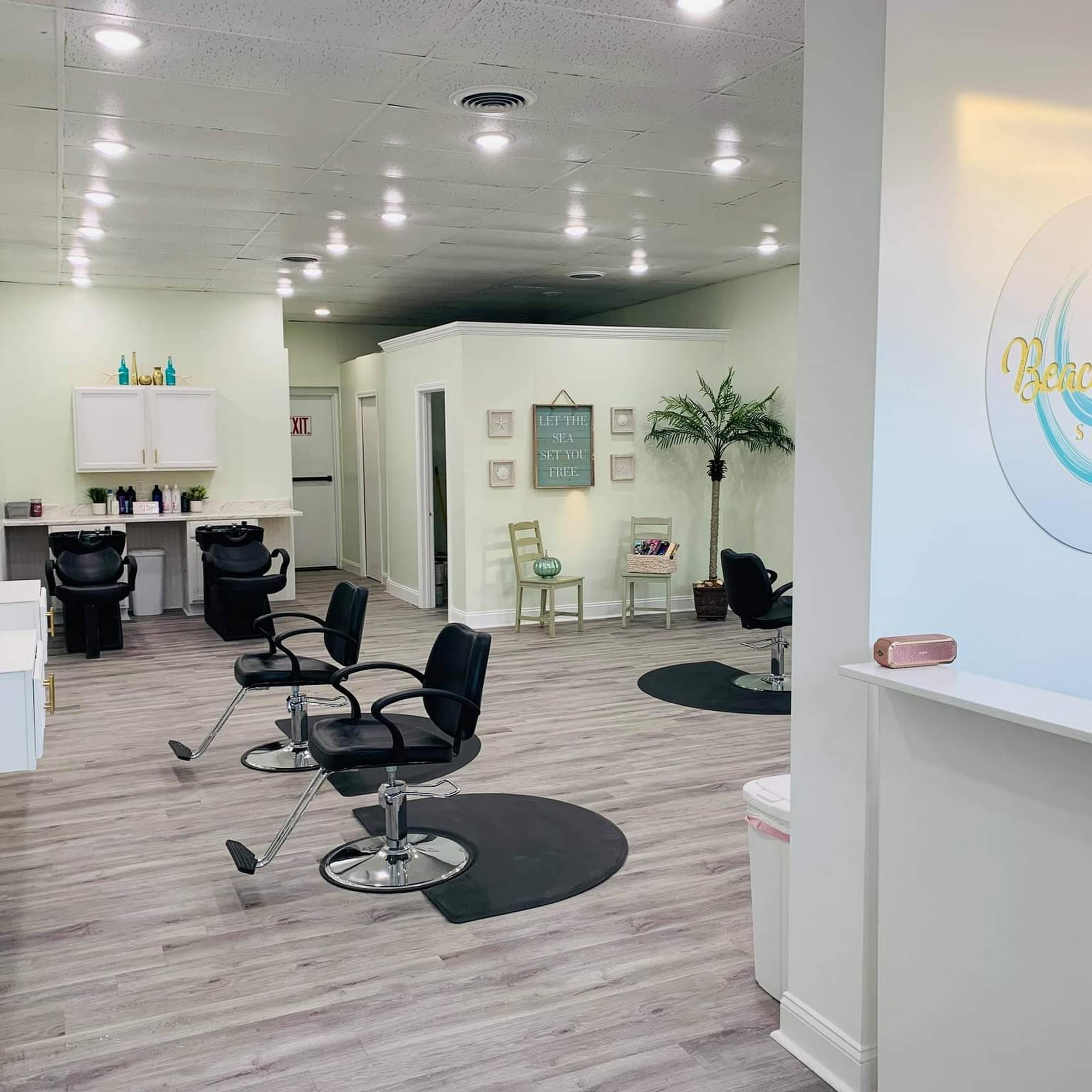 Beach Waves Salon