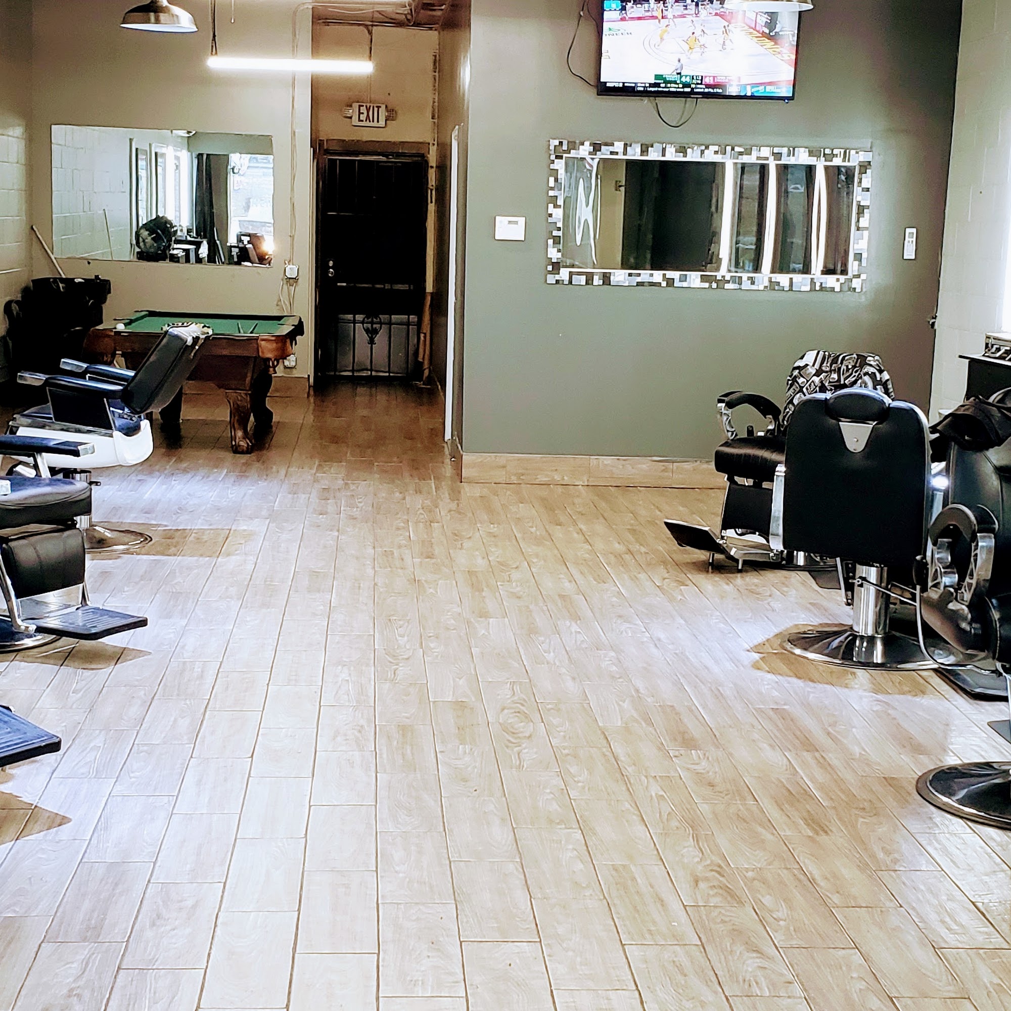 Tiger Kutz Barbershop 7977 Rockbridge Rd SW # A, Lithonia Georgia 30058