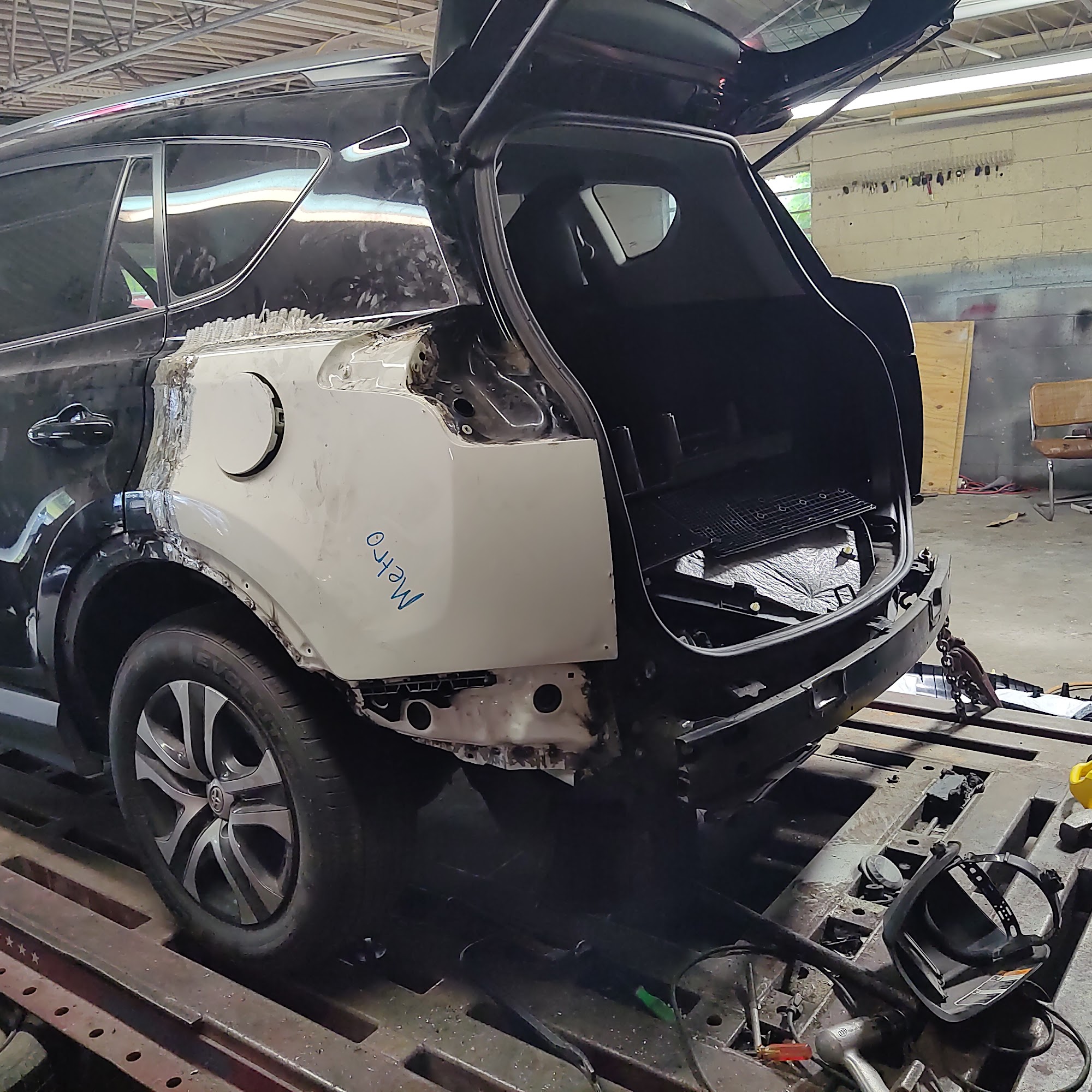 EZ COLLISION CENTER Mableton