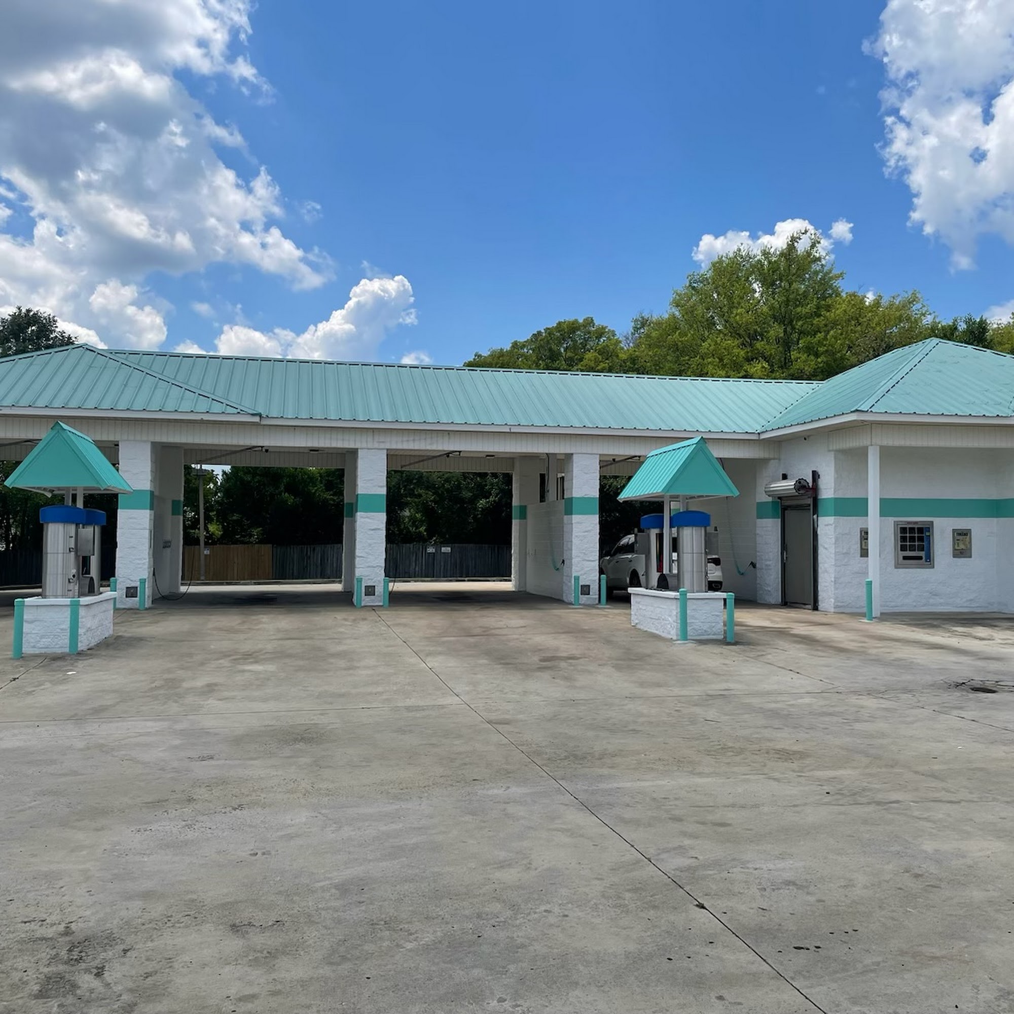 Bubbles Car Wash -Macon Macon