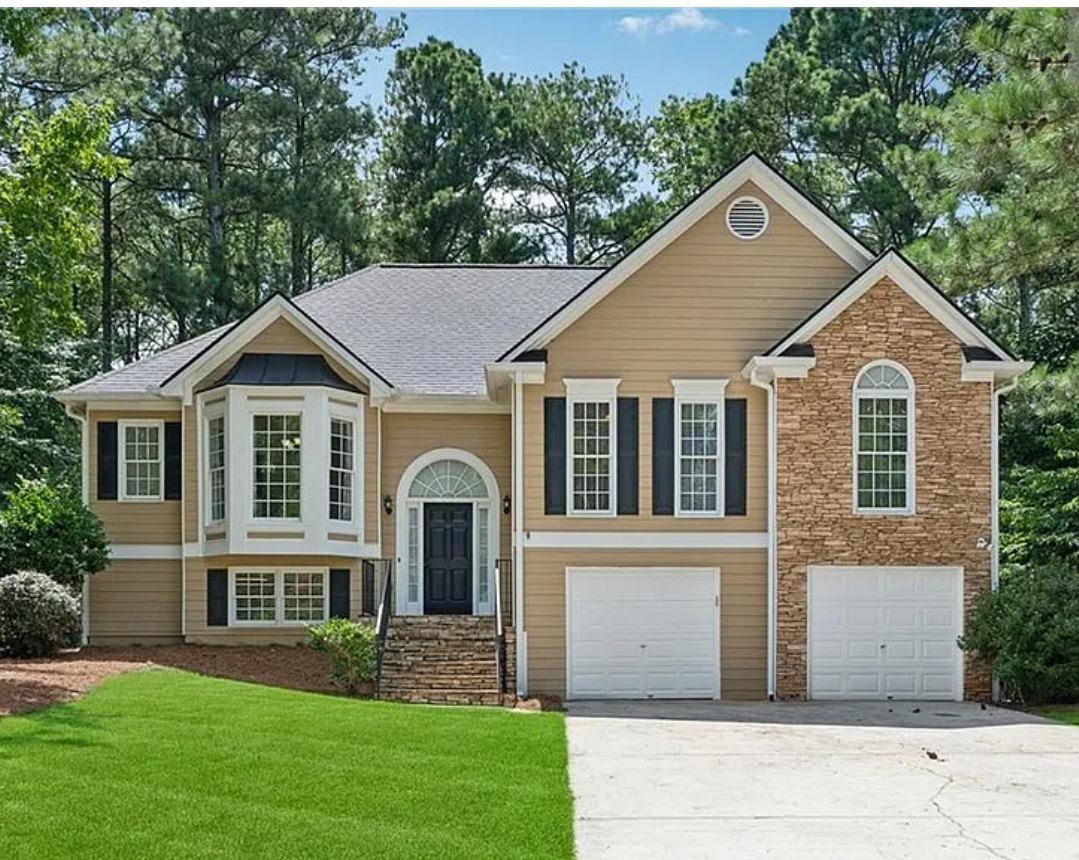 Keller Williams Realty - Associates of Courtney Newton