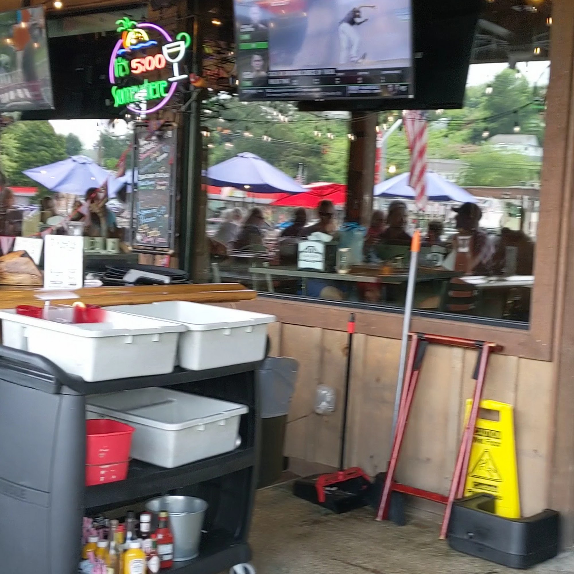 Burra Burra on the River McCaysville