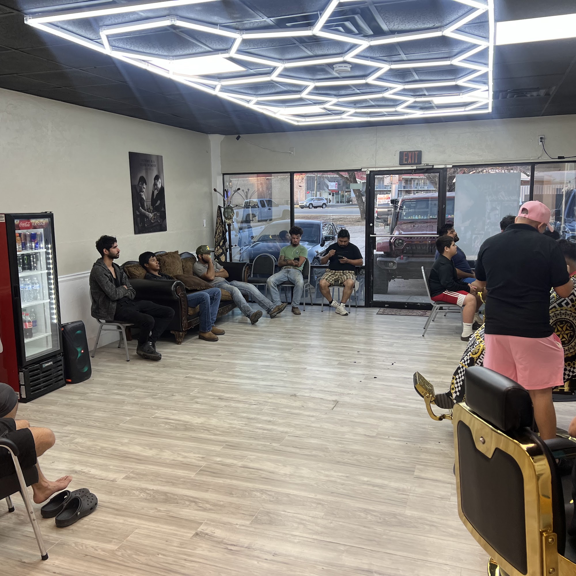 Prestige’s barbershop 1810 1st Ave SE, Moultrie Georgia 31768