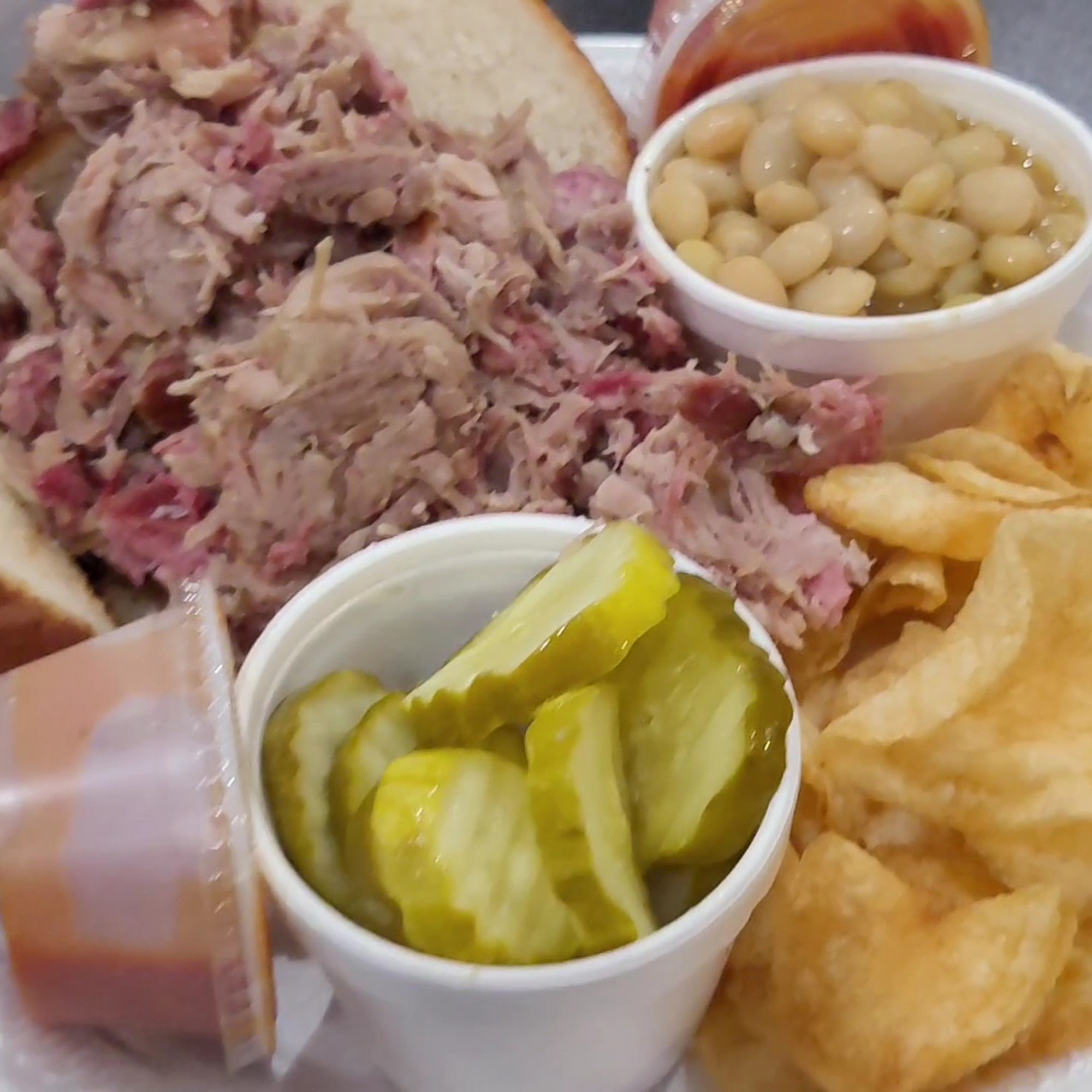 Three Lil Pigs Pine Mountain