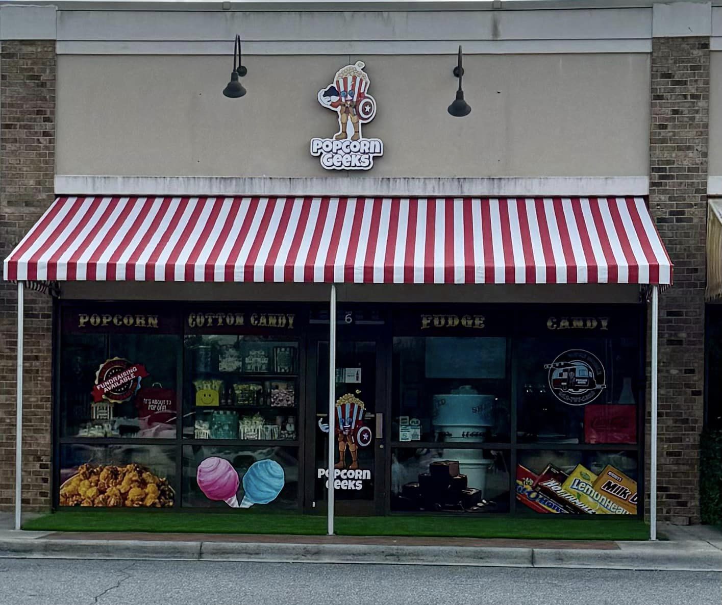 Popcorn Geeks Pooler