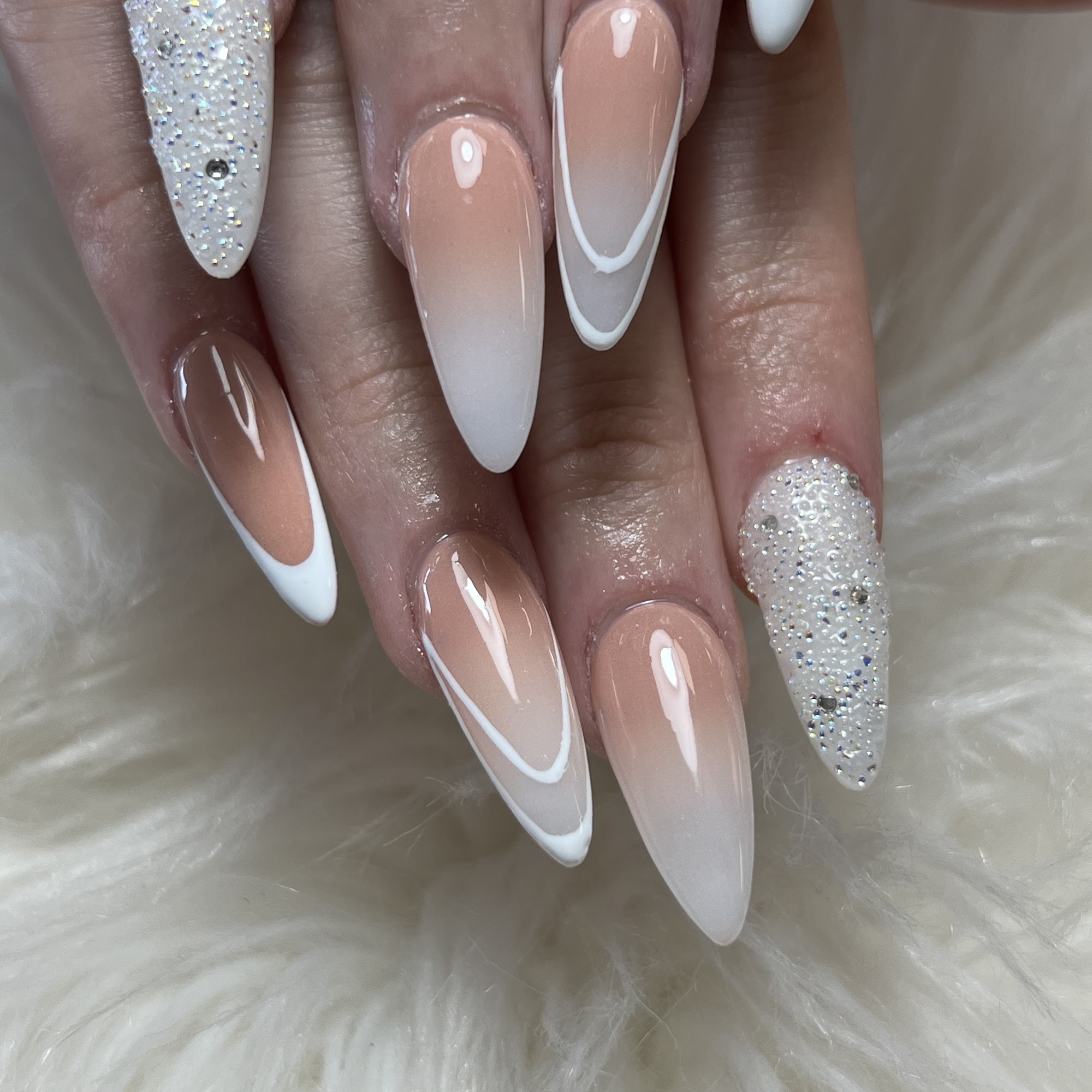 Divino Nail Salon 210 S Main St B, Reidsville Georgia 30453