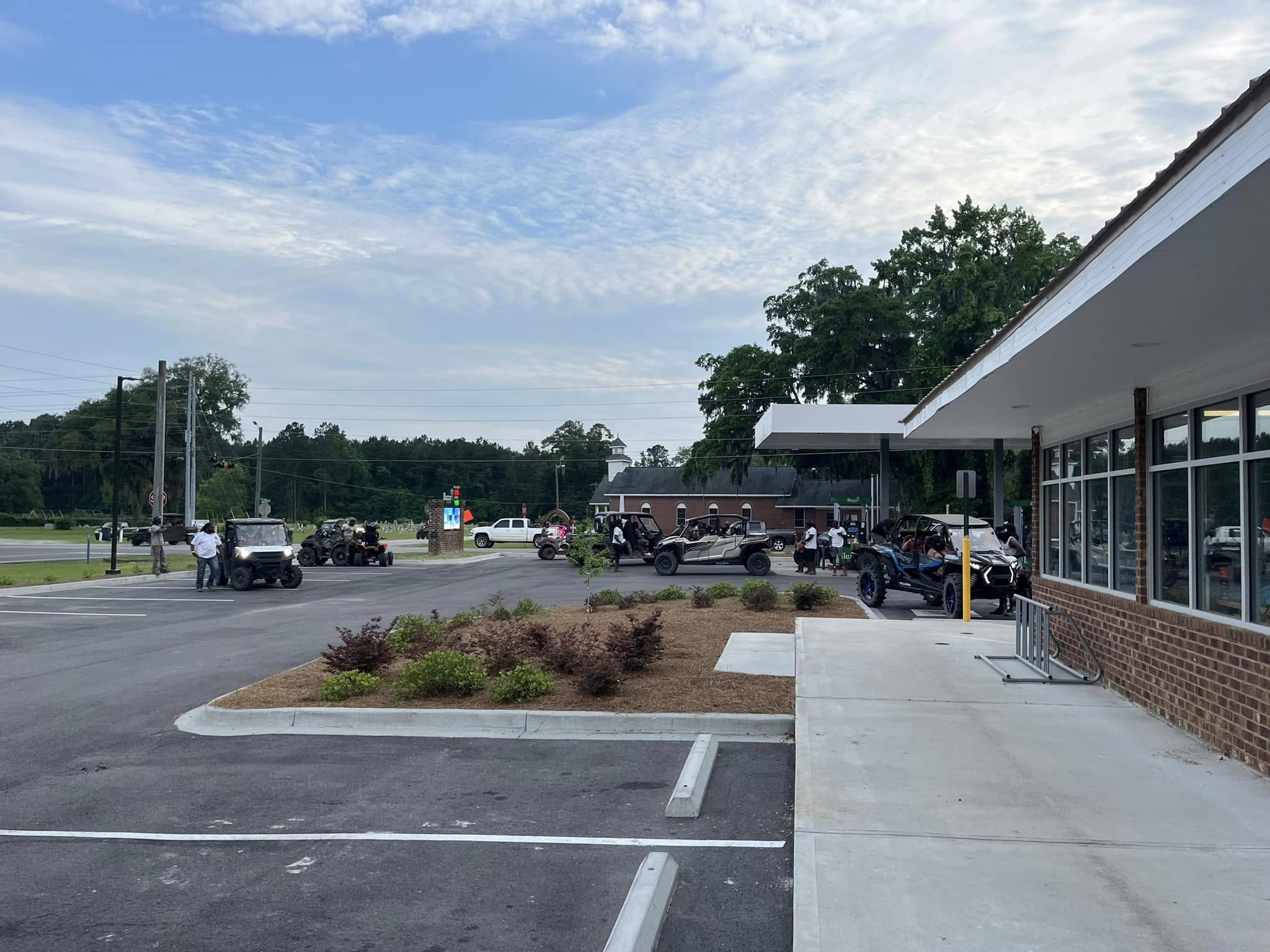 Buzzys Mini Mart Riceboro