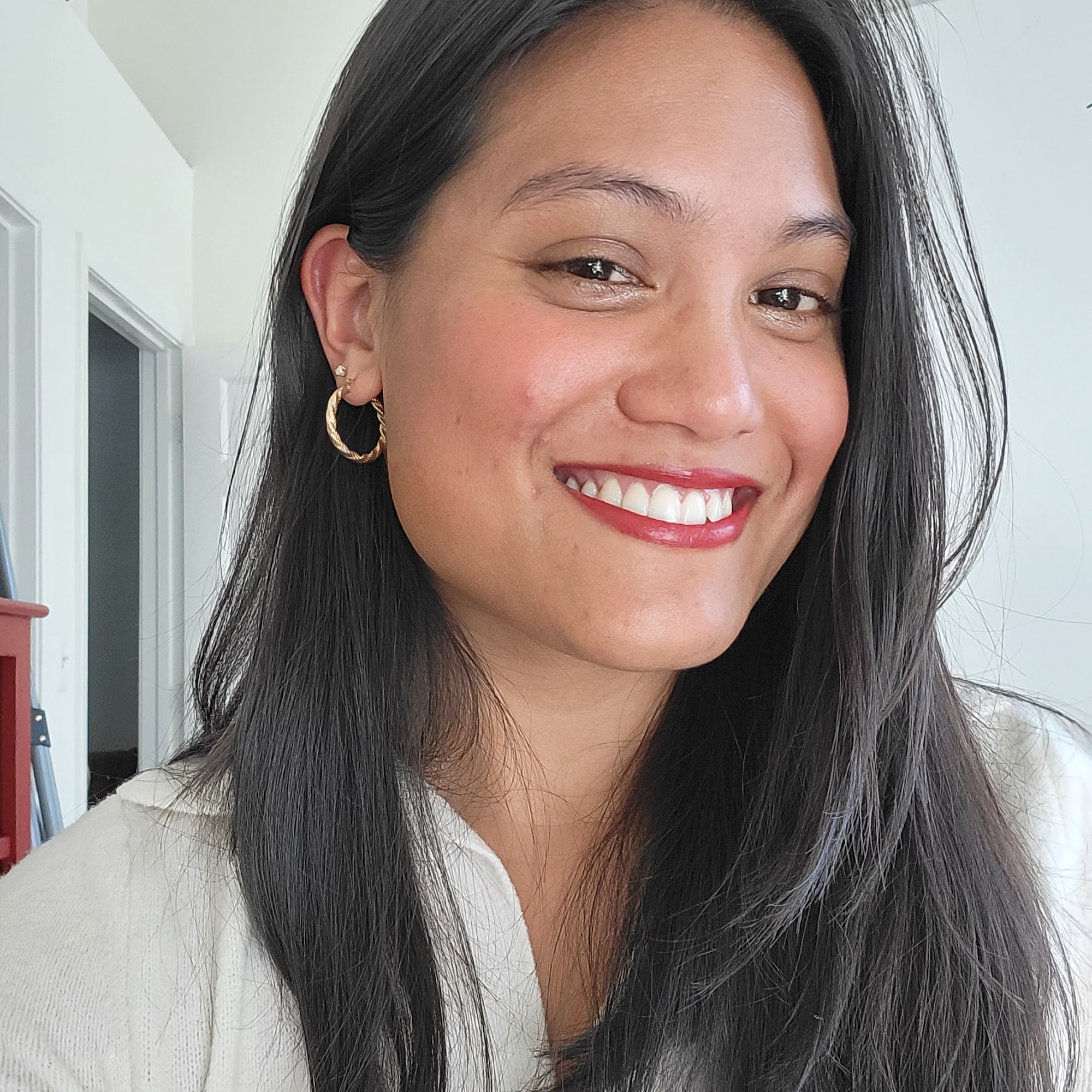 Tina Mandarina Hairstylist 1570 Holcomb Bridge Rd 130, Suite 401, Roswell Georgia 30076