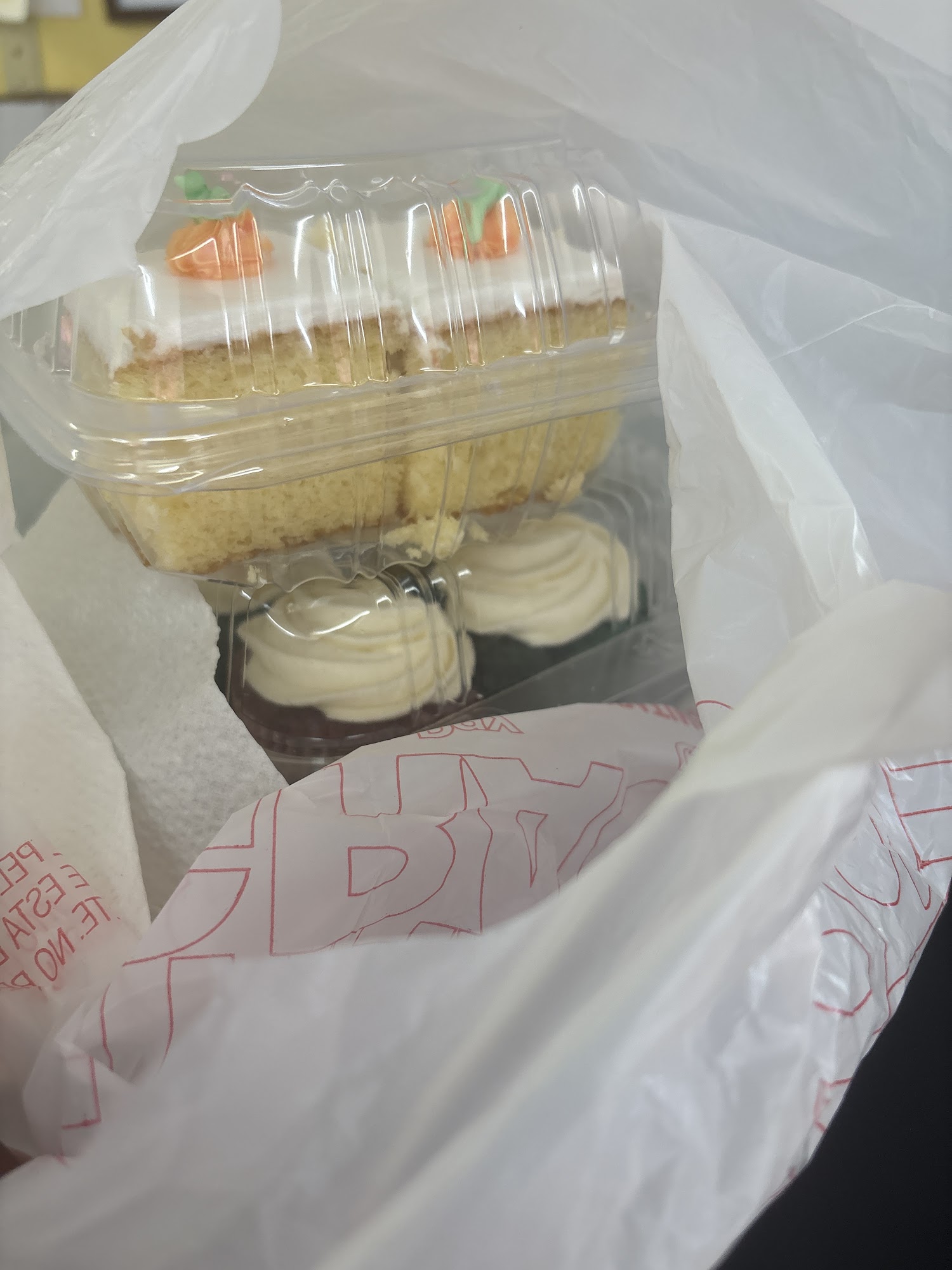 Ms Polly's Cake Giants Menu