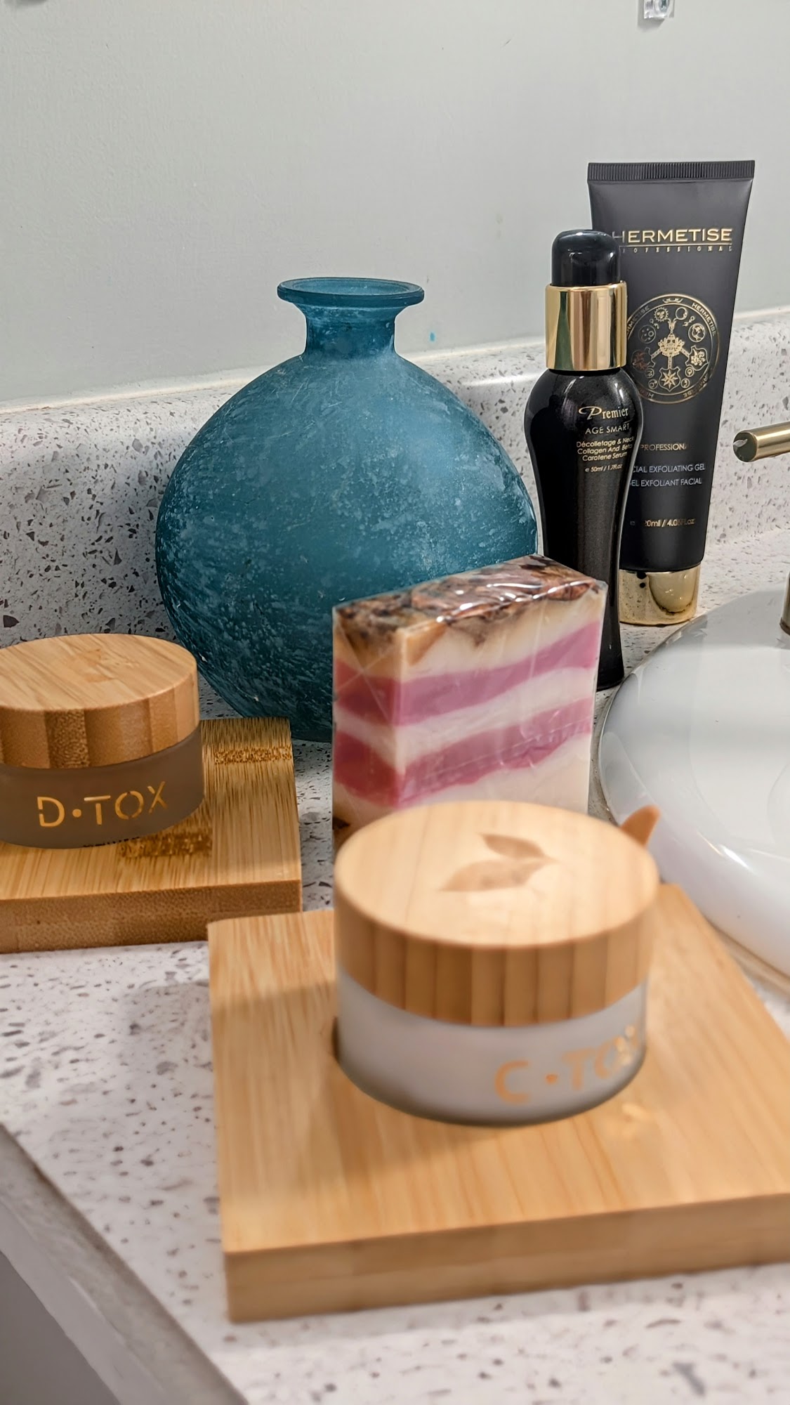 River Sense 117 E River St, Savannah Georgia 31401