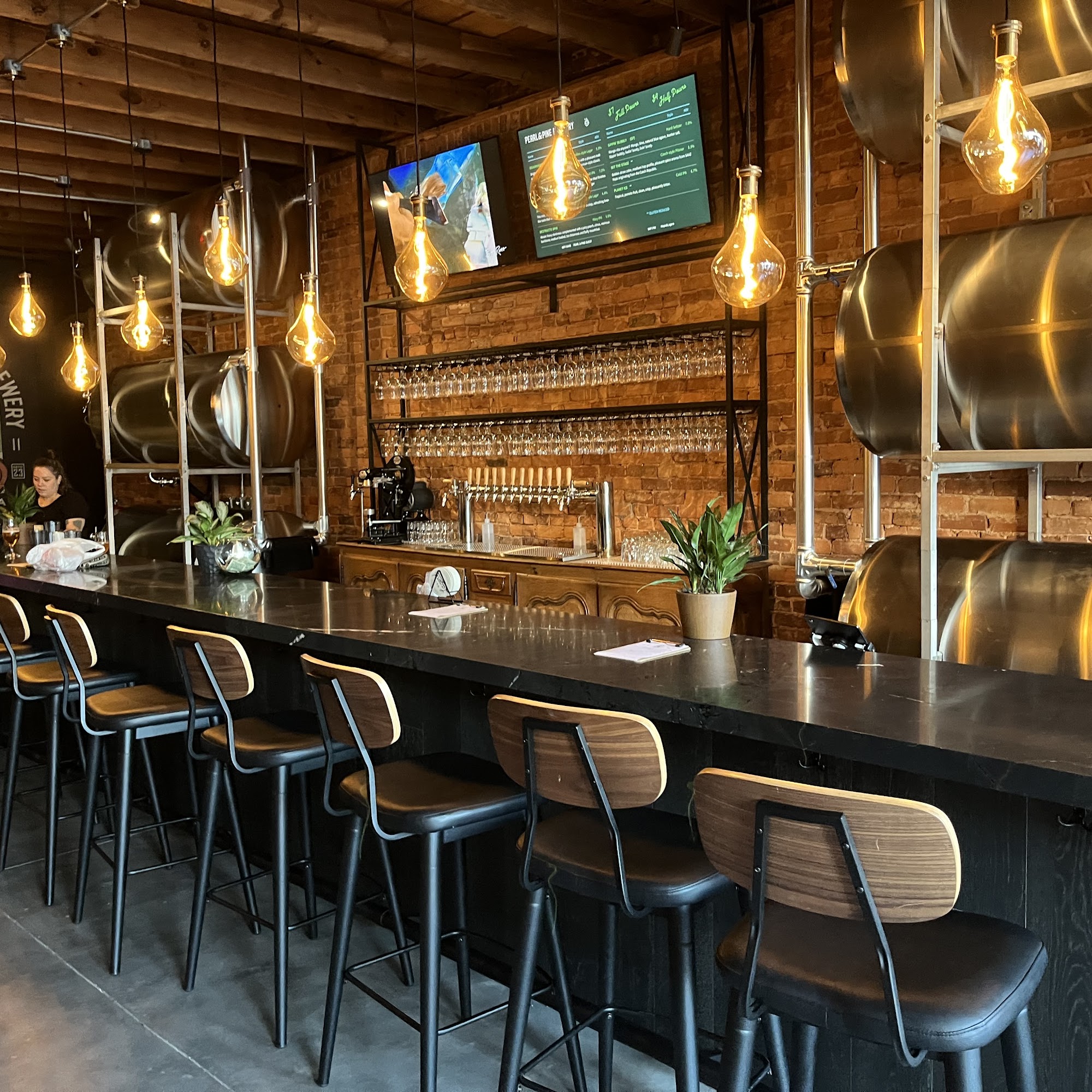 Pearl & Pine Brewery Senoia