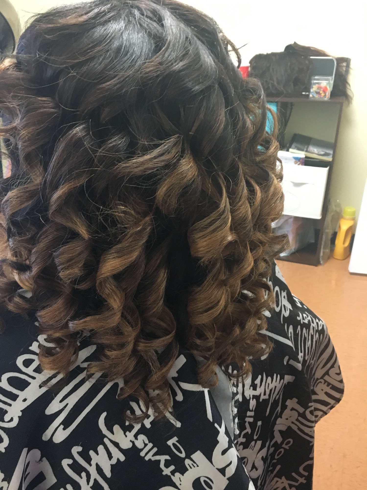 Chateau Salon Suites 831 Fairways Ct Suite 200, Stockbridge Georgia 30281