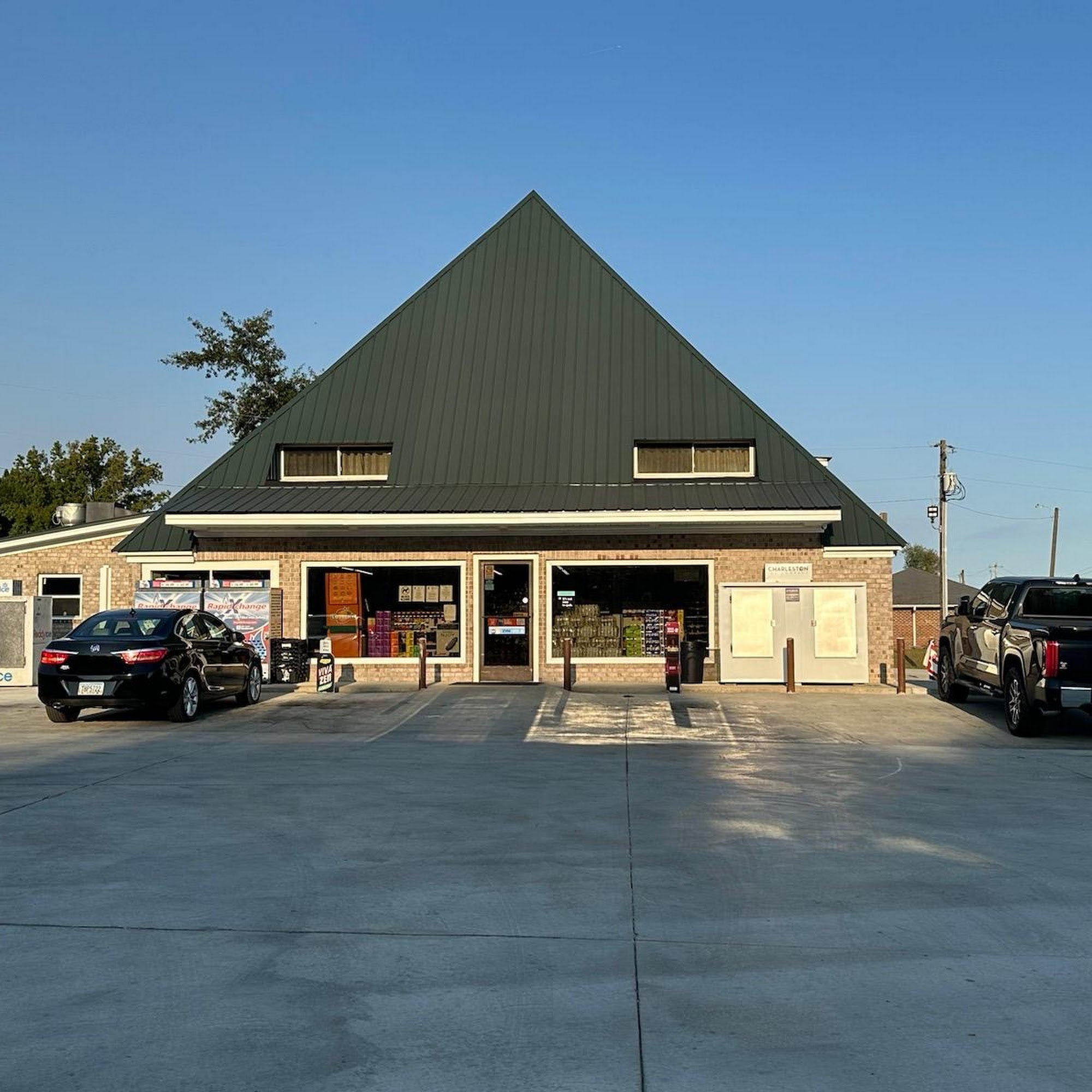 NK FOOD MART Sylvania