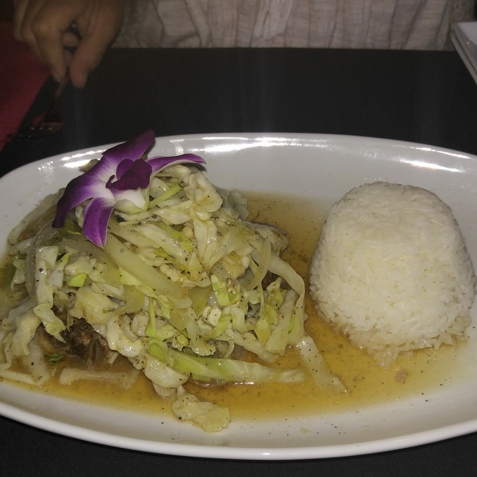 Chiriya’s Thai Cuisine Thunderbolt