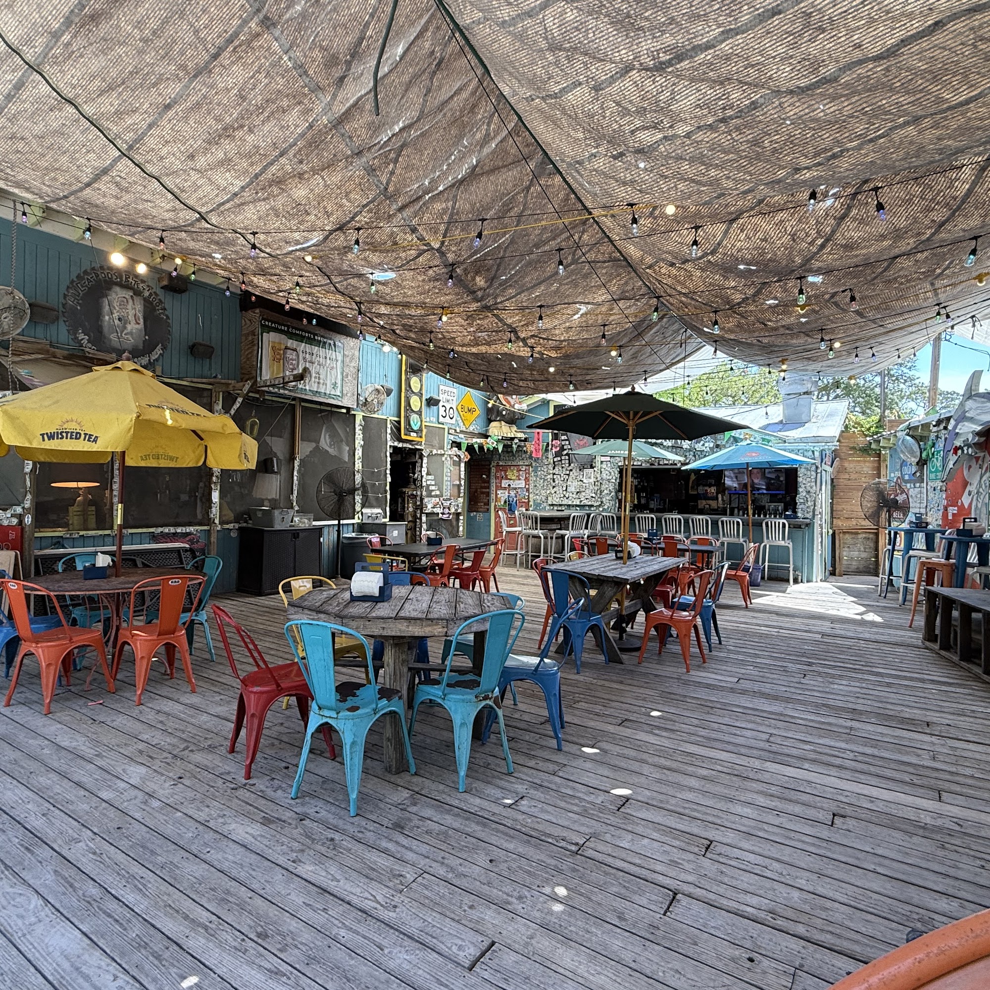 Huc-A-Poos Bites and Booze Tybee Island