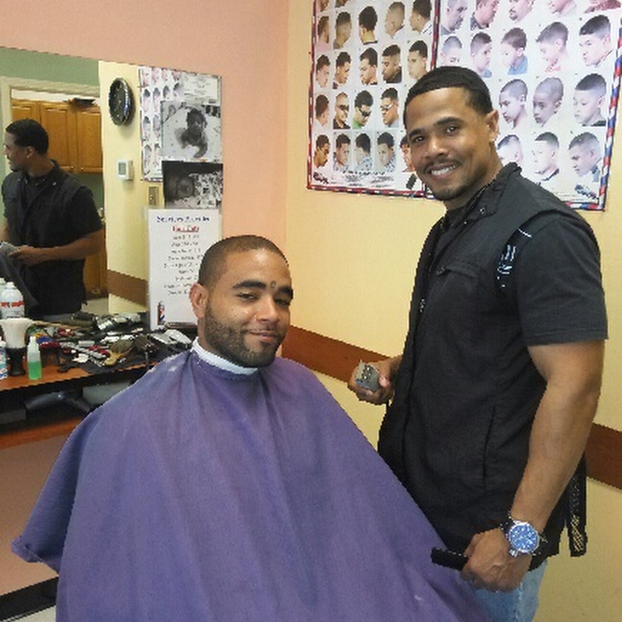 GRINSCUTNGO, LLC / GRIN'S REIMAGING 1175 Senoia Rd m, Tyrone Georgia 30290