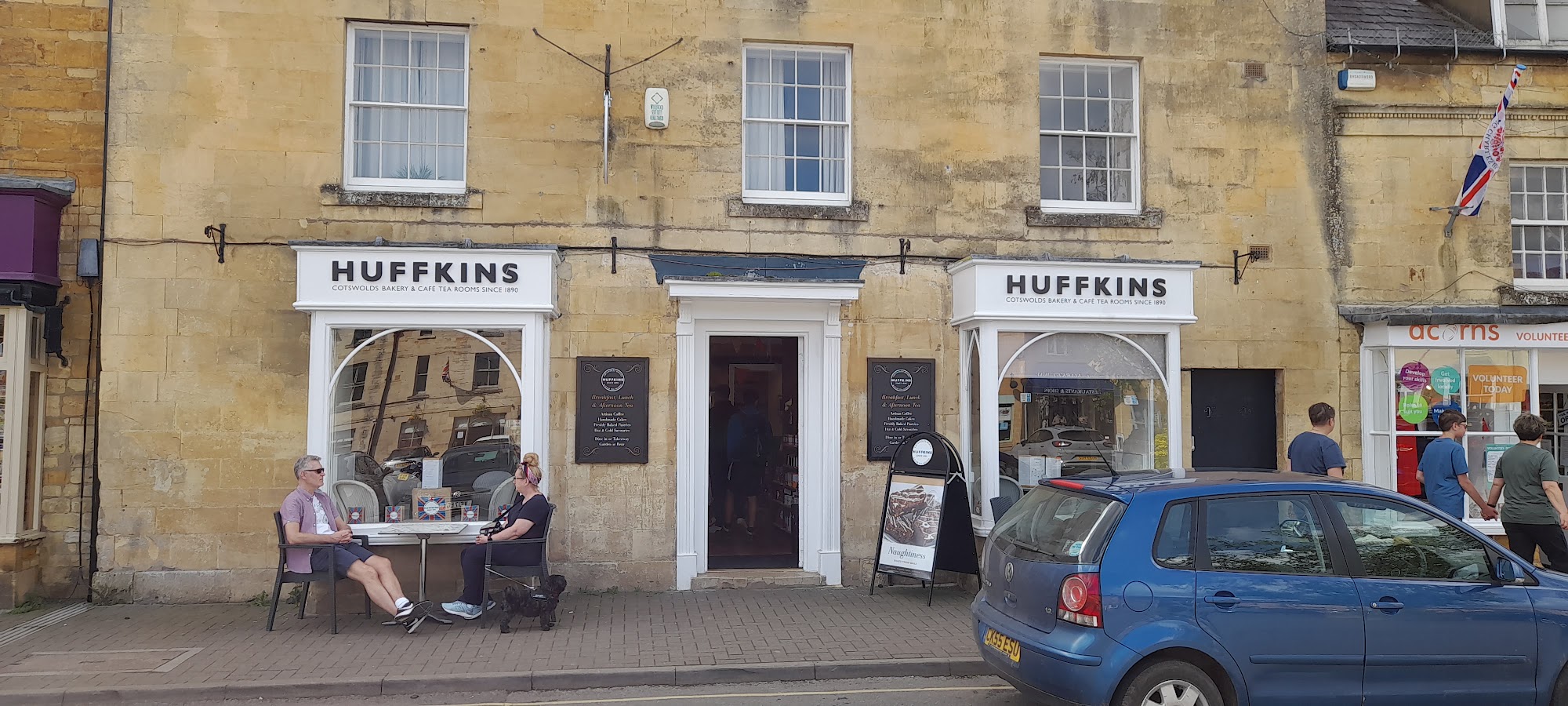 Huxleys, Cafe & Brasserie Island house, High St, Chipping Campden