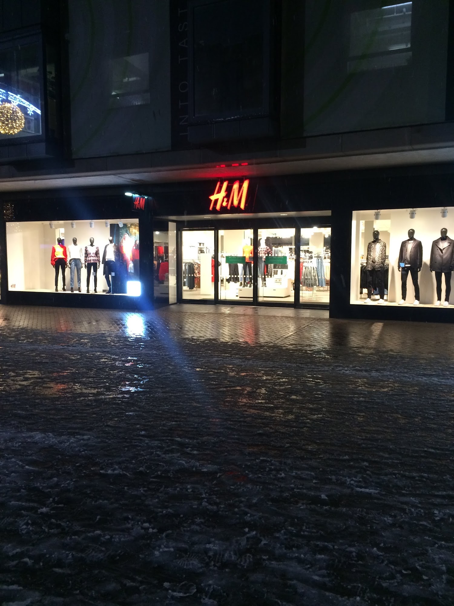 H&M