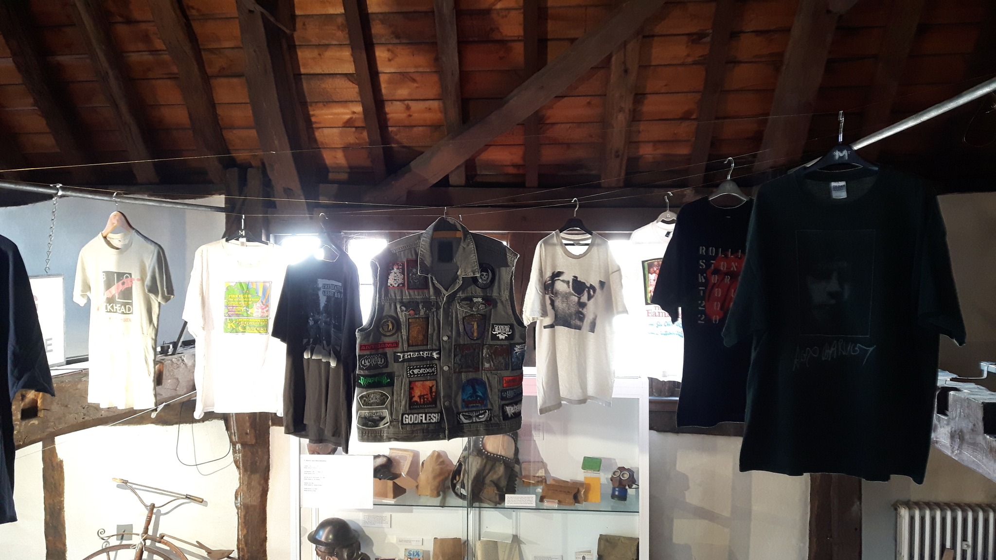 Guided tours of Folk (Gloucester)