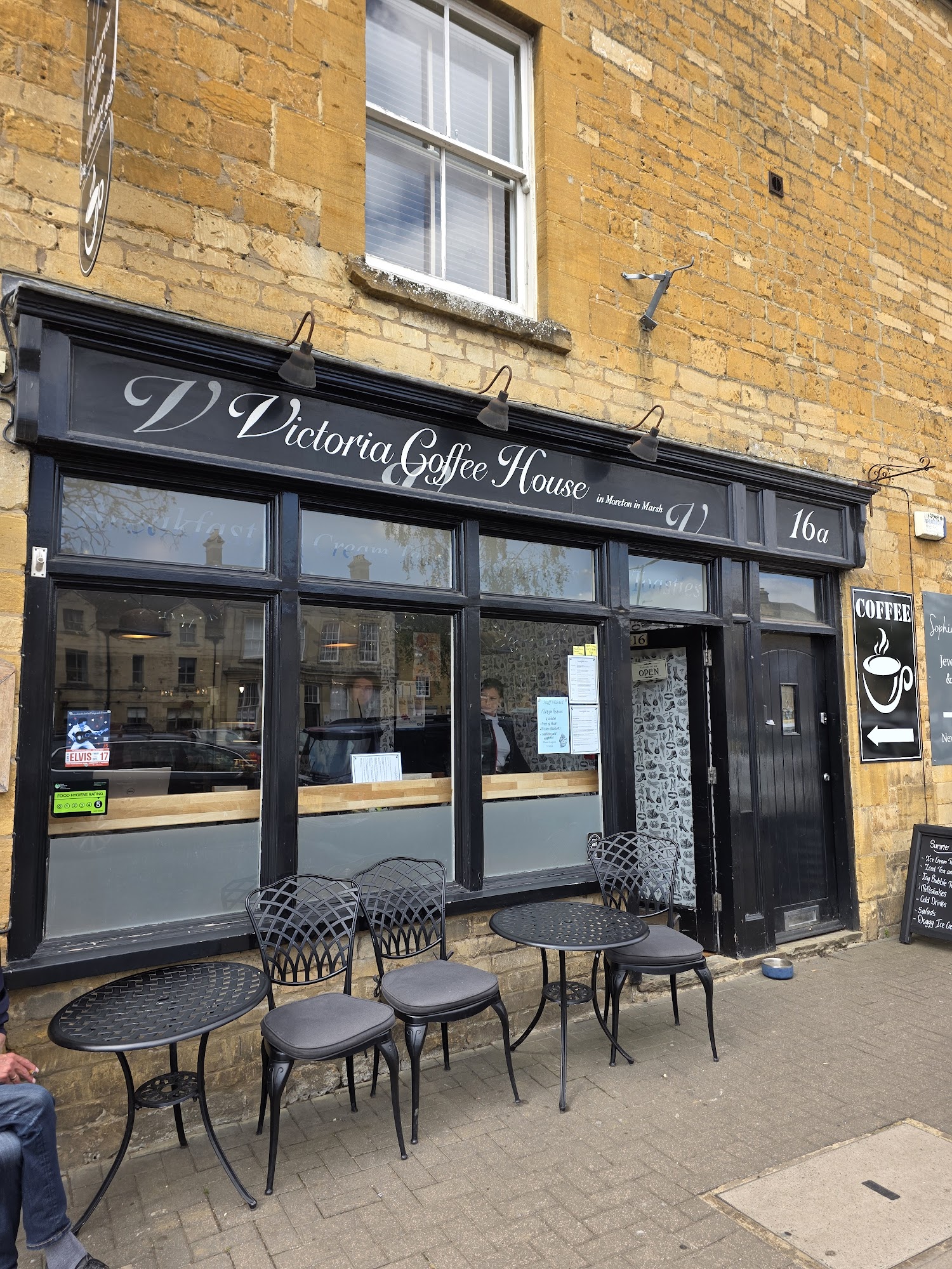 Victoria Coffee House 16 High St, Moreton-in-Marsh