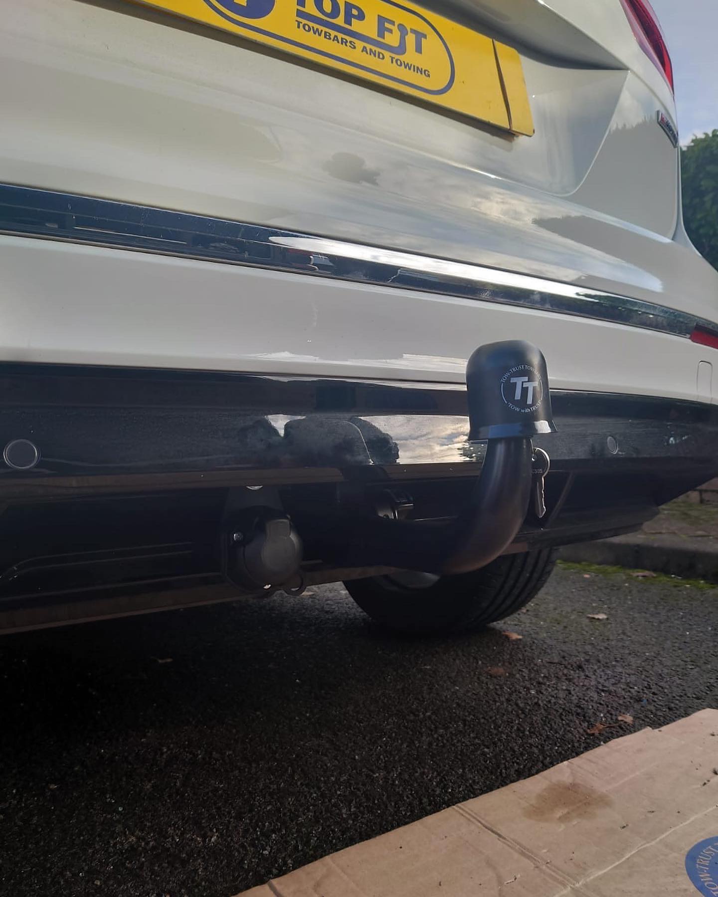 Top fit towbars and towing