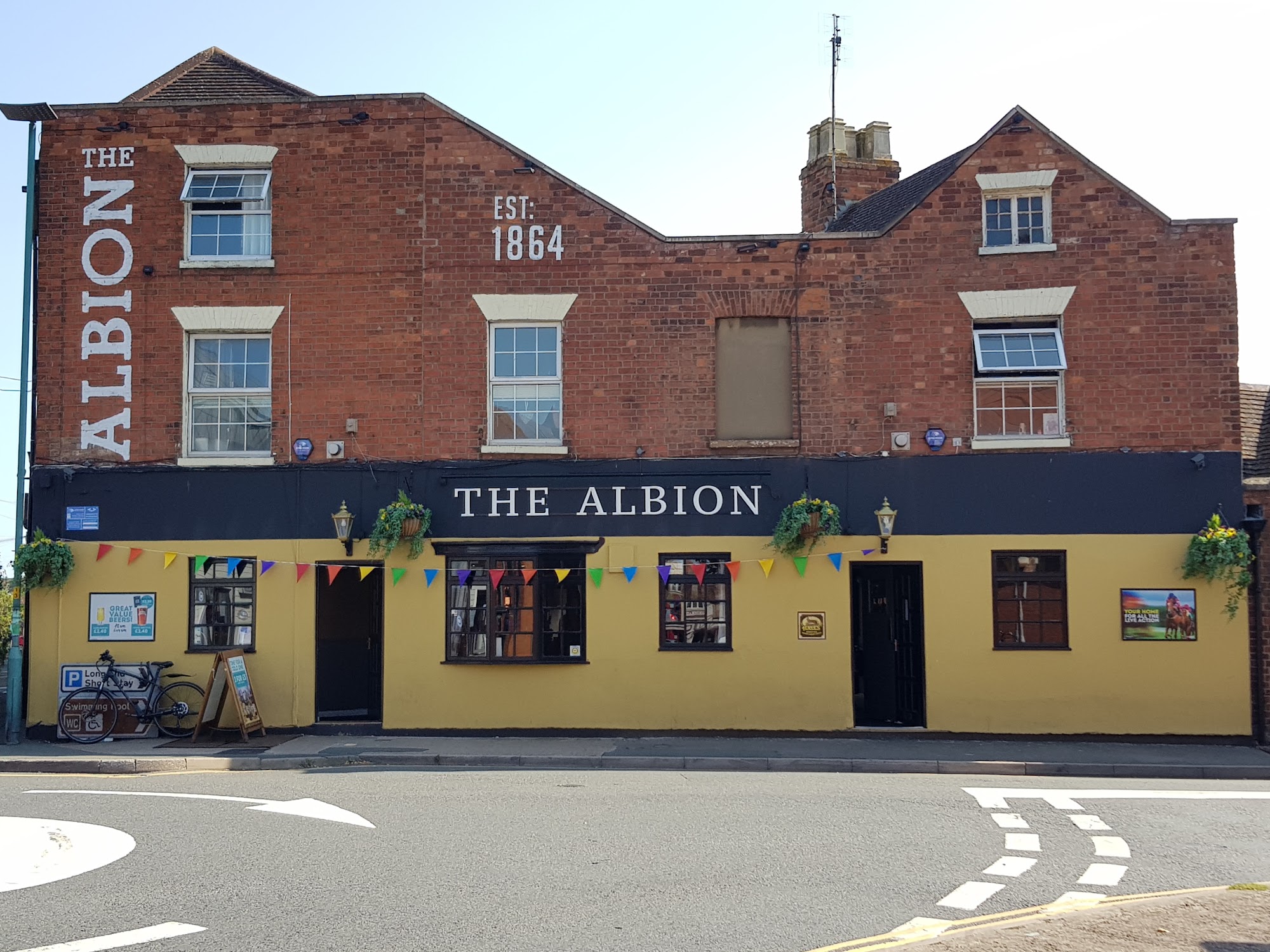 Albion Inn Oldbury Rd, Tewkesbury