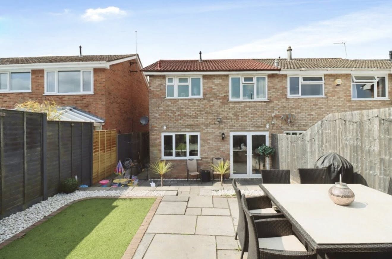 Taylors Estate Agent Yate