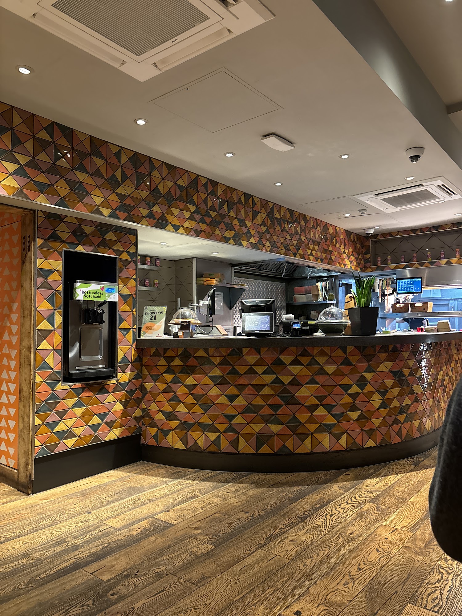 Nando's Bayswater 63 Westbourne Grove, London