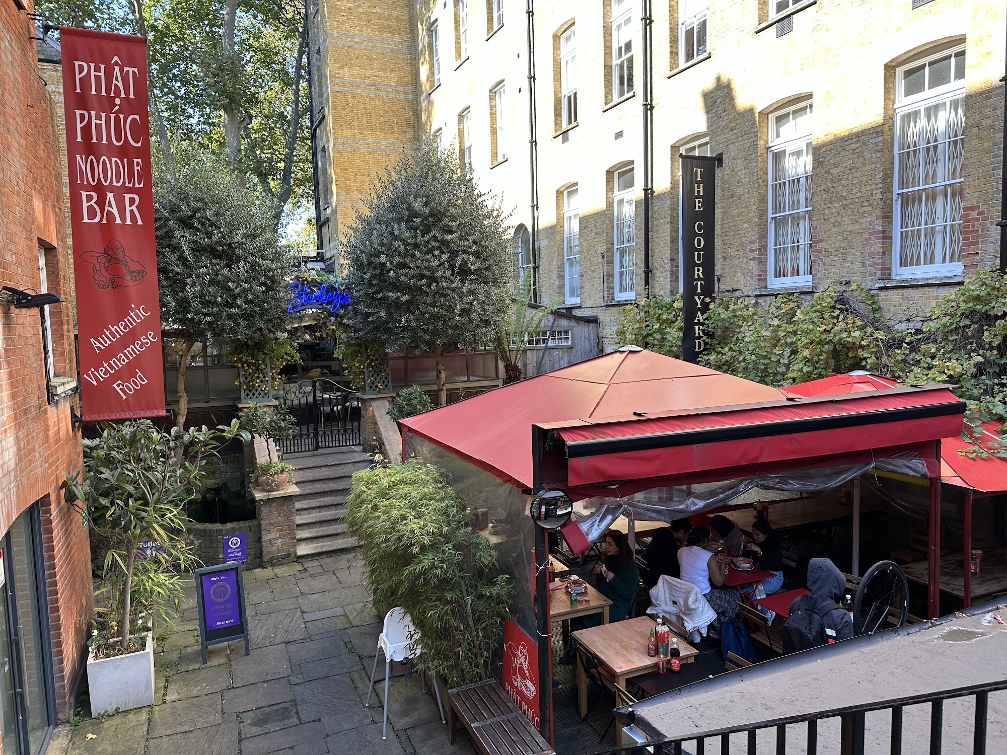 Phat Phuc Noodle Bar The Courtyard, 151 Sydney St, London
