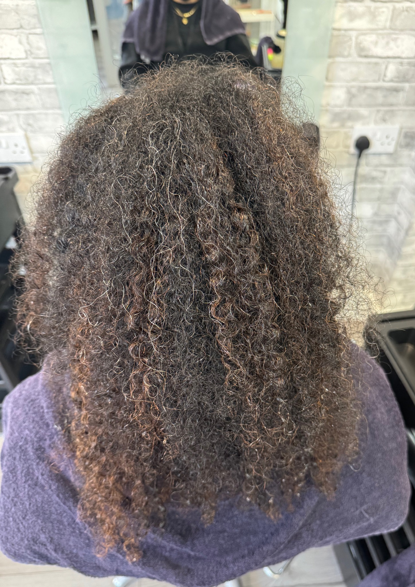 Q2 Locs Parlour Ltd