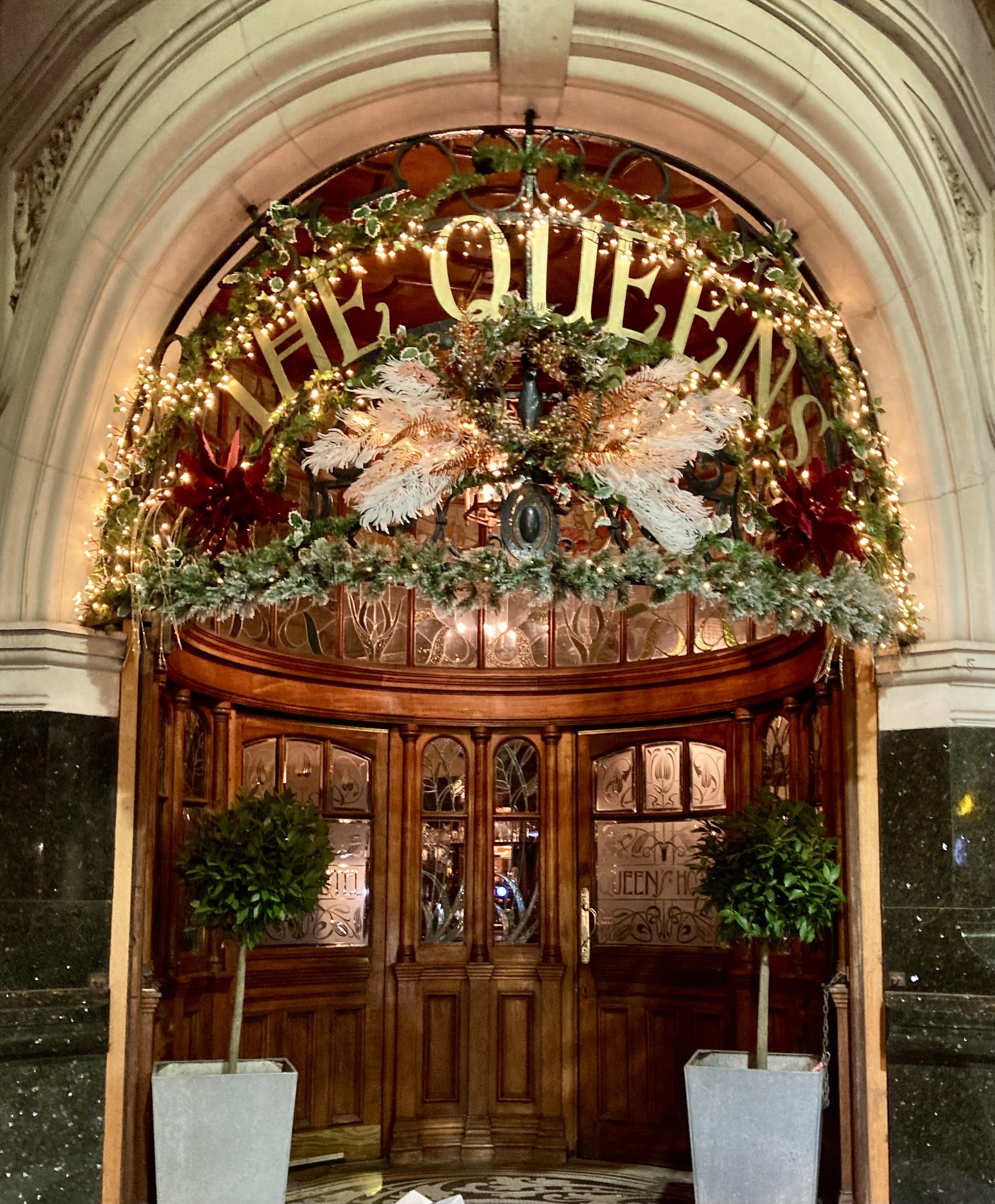 The Queens 26 Broadway Parade, London