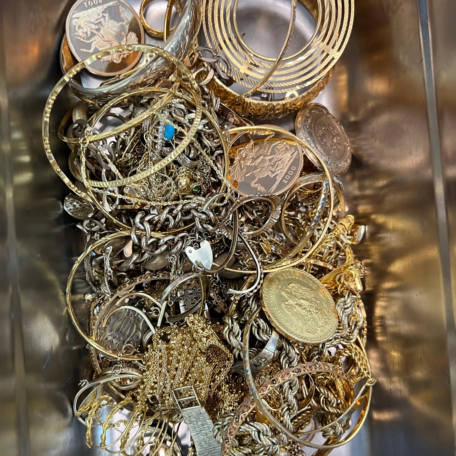 London Gold Centre - Buy & Sell Gold 5 Hatton Garden, London