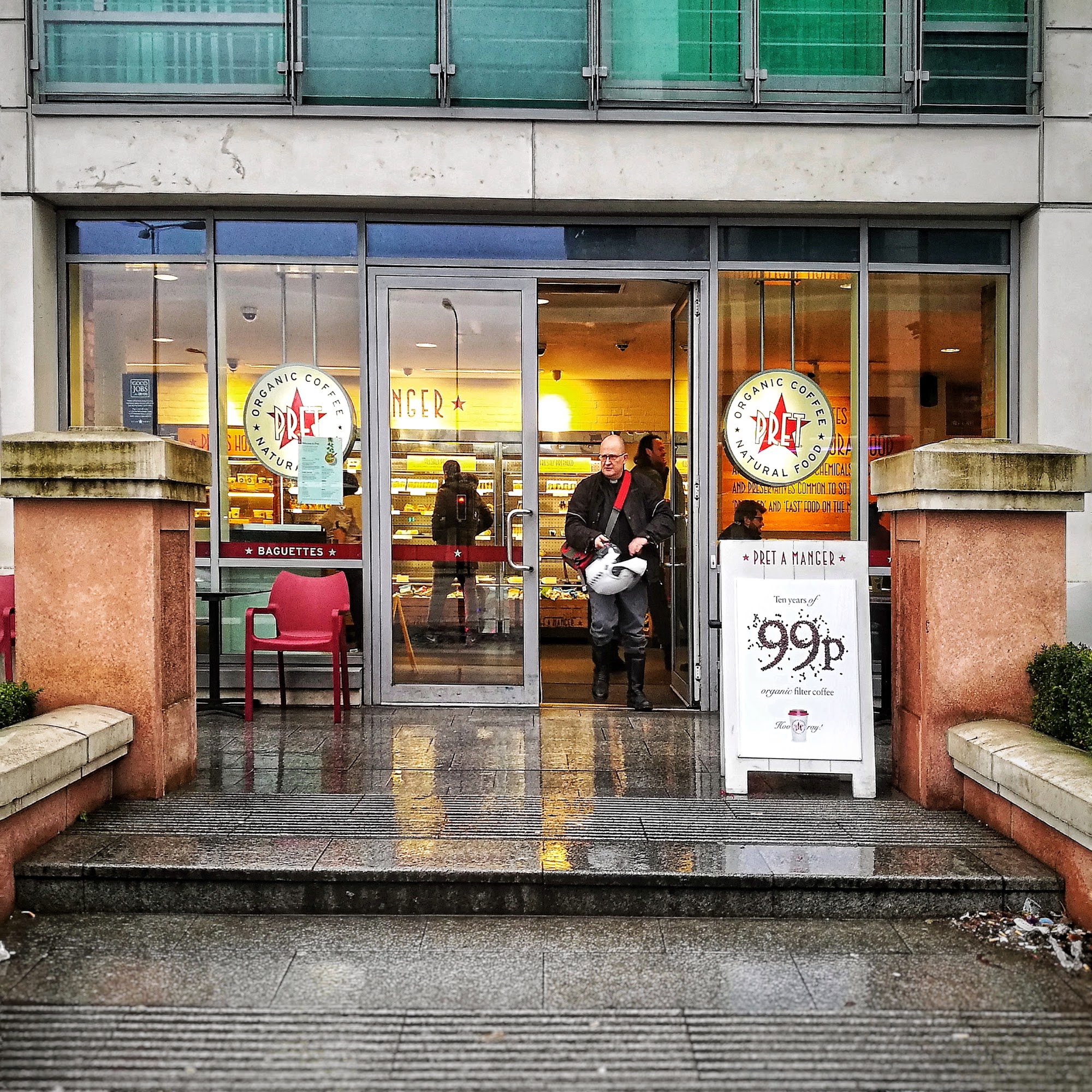 Pret A Manger 21 St George Wharf, London