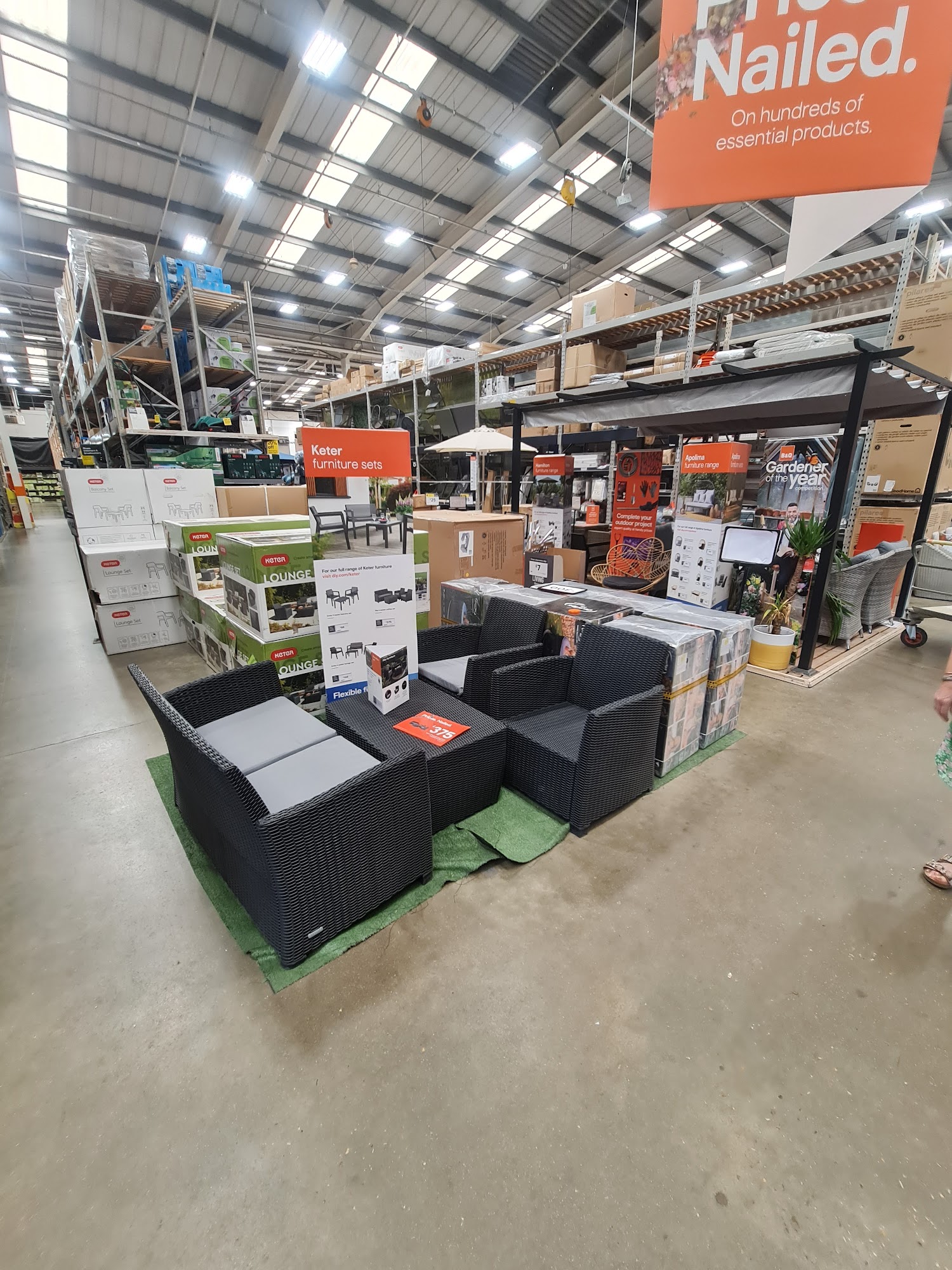 B&Q