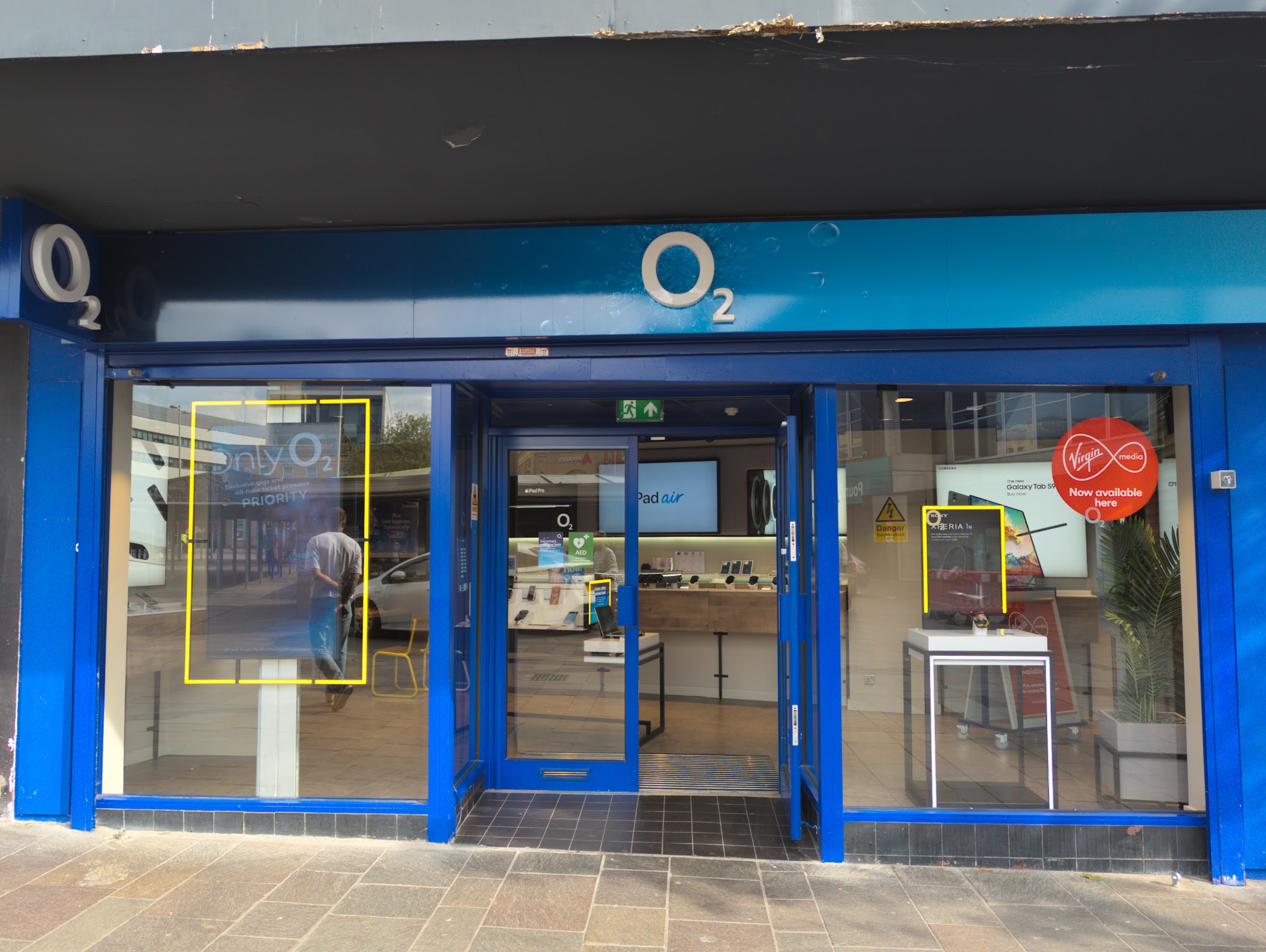 O2 Shop Ashton Under Lyne