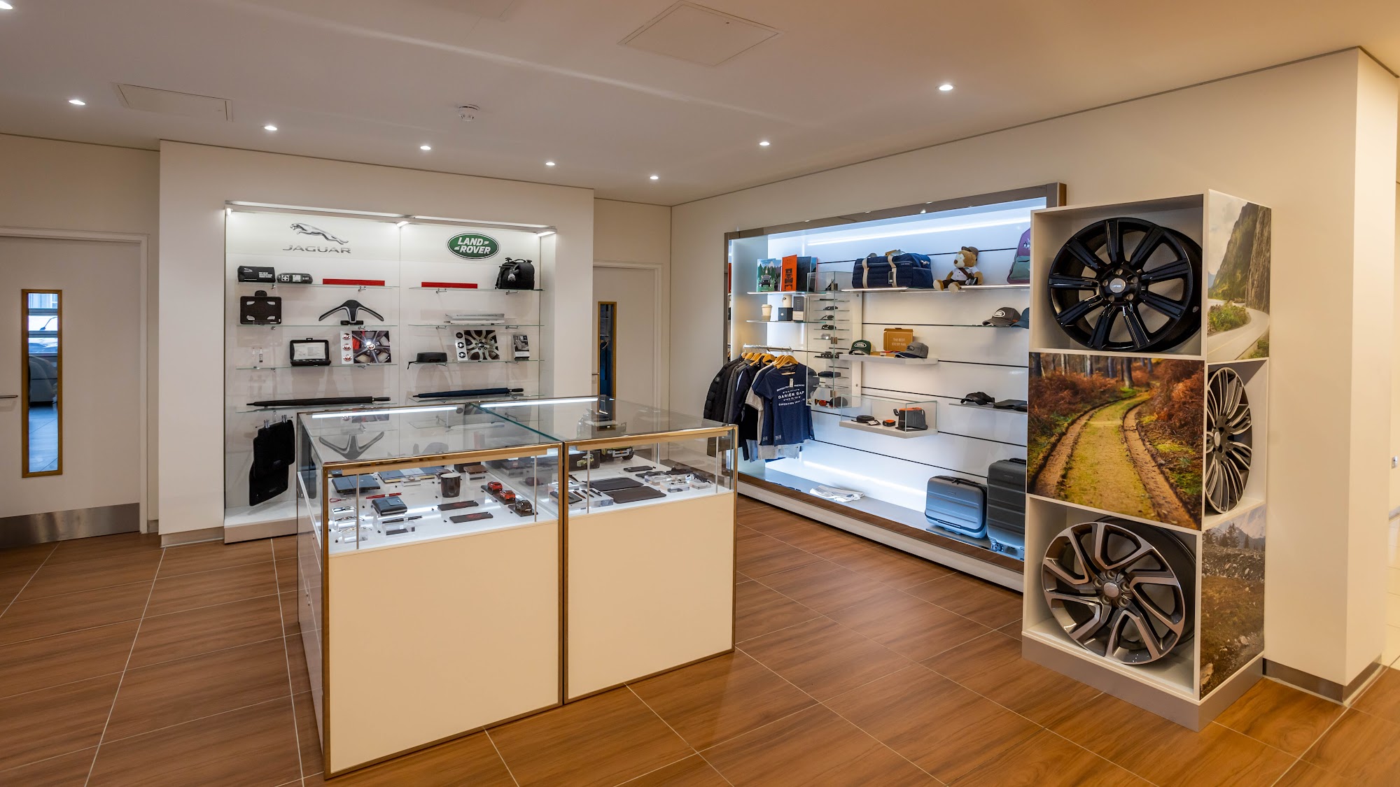 Vertu Land Rover Bolton