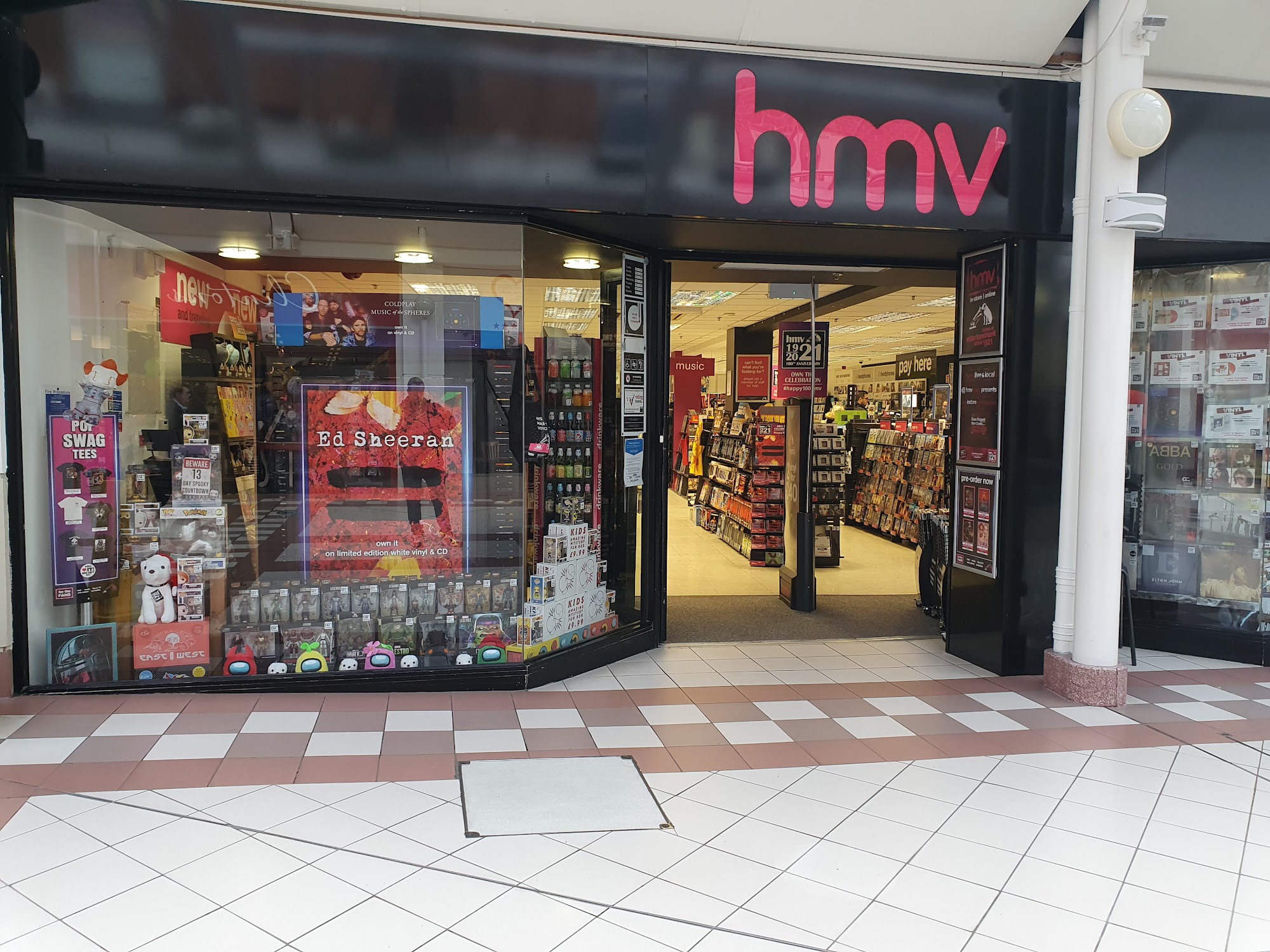 hmv