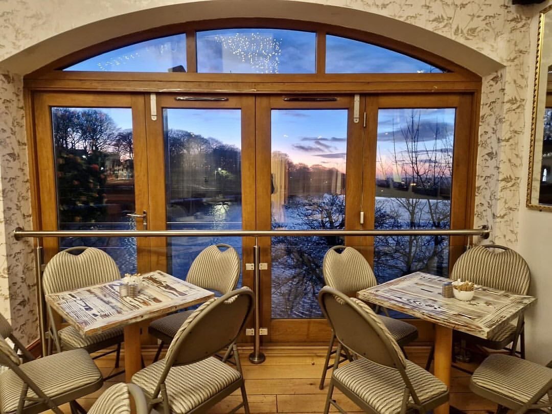 Curley's Dining Rooms Wallsuches, Horwich