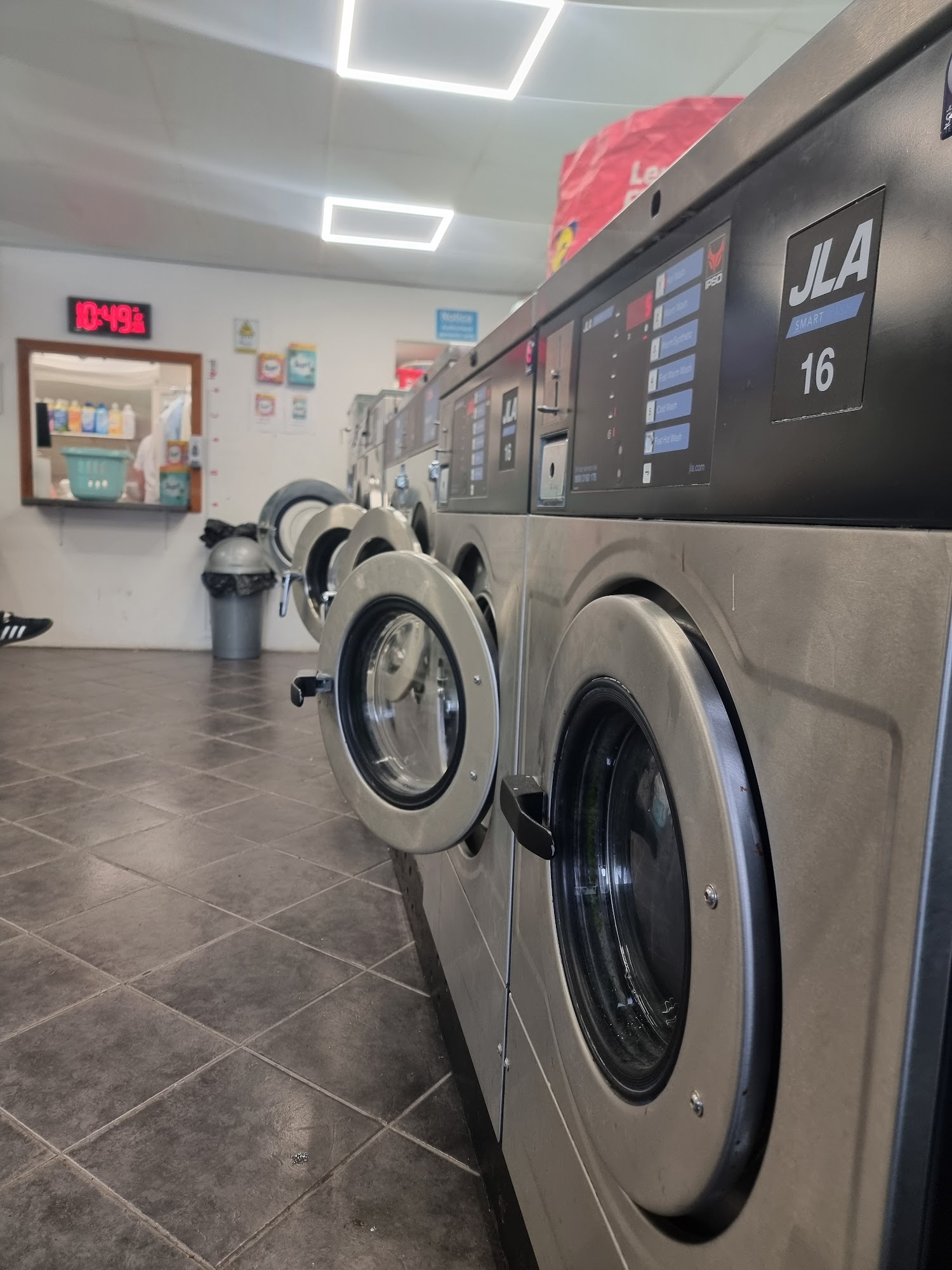 New York Launderette & Dry Cleaners 1 Salisbury House, St Stephen St, Salford