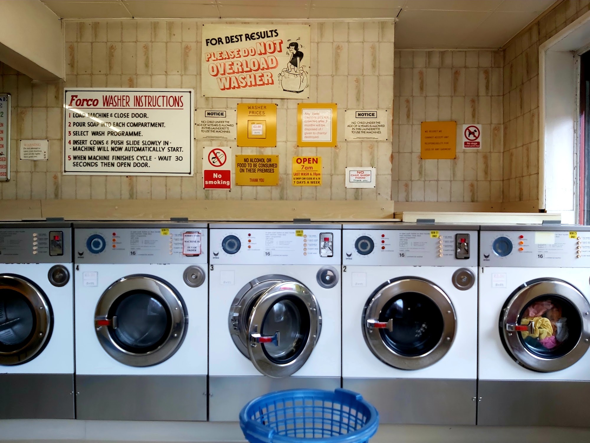 Clean Machine Laundrette 14 Matthews Ln, Levenshulme, Manchester