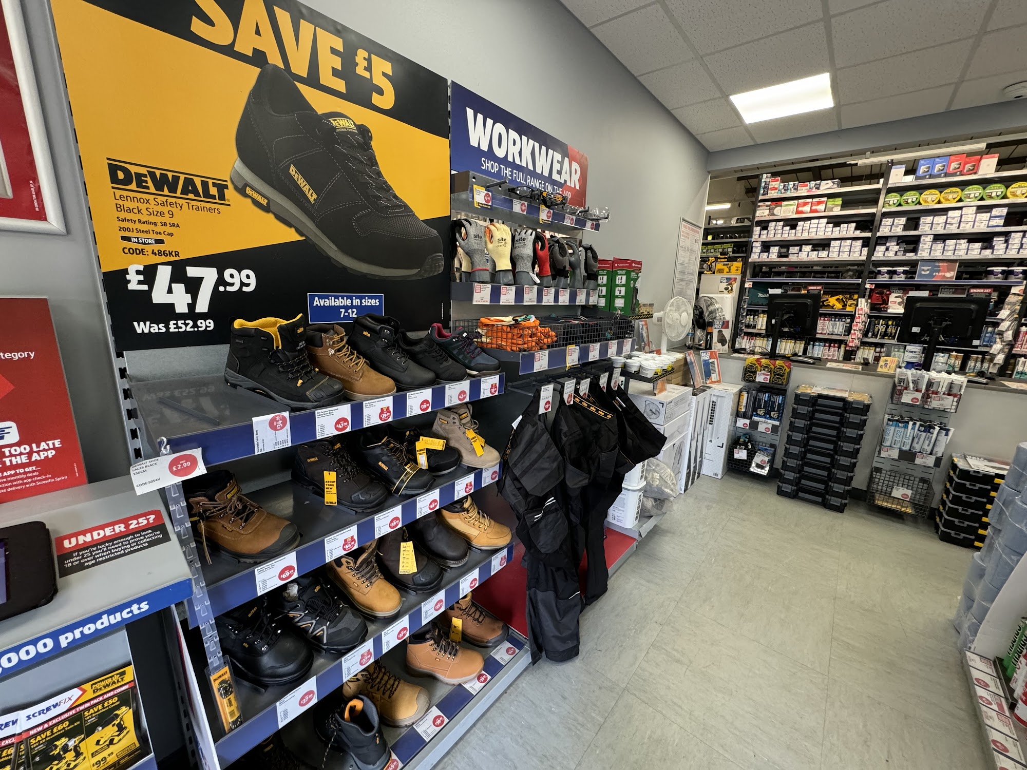 Screwfix Farnborough - Hawley Lane