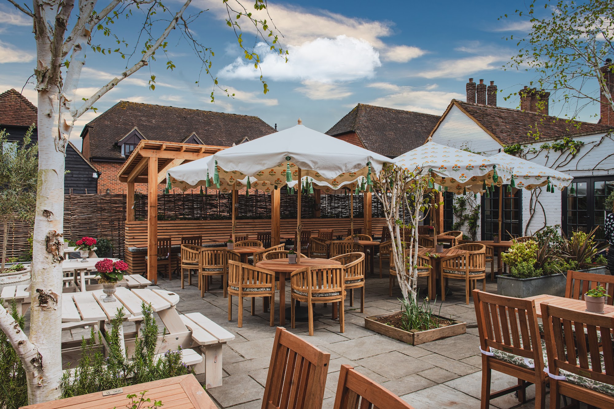 Bel & The Dragon - Odiham