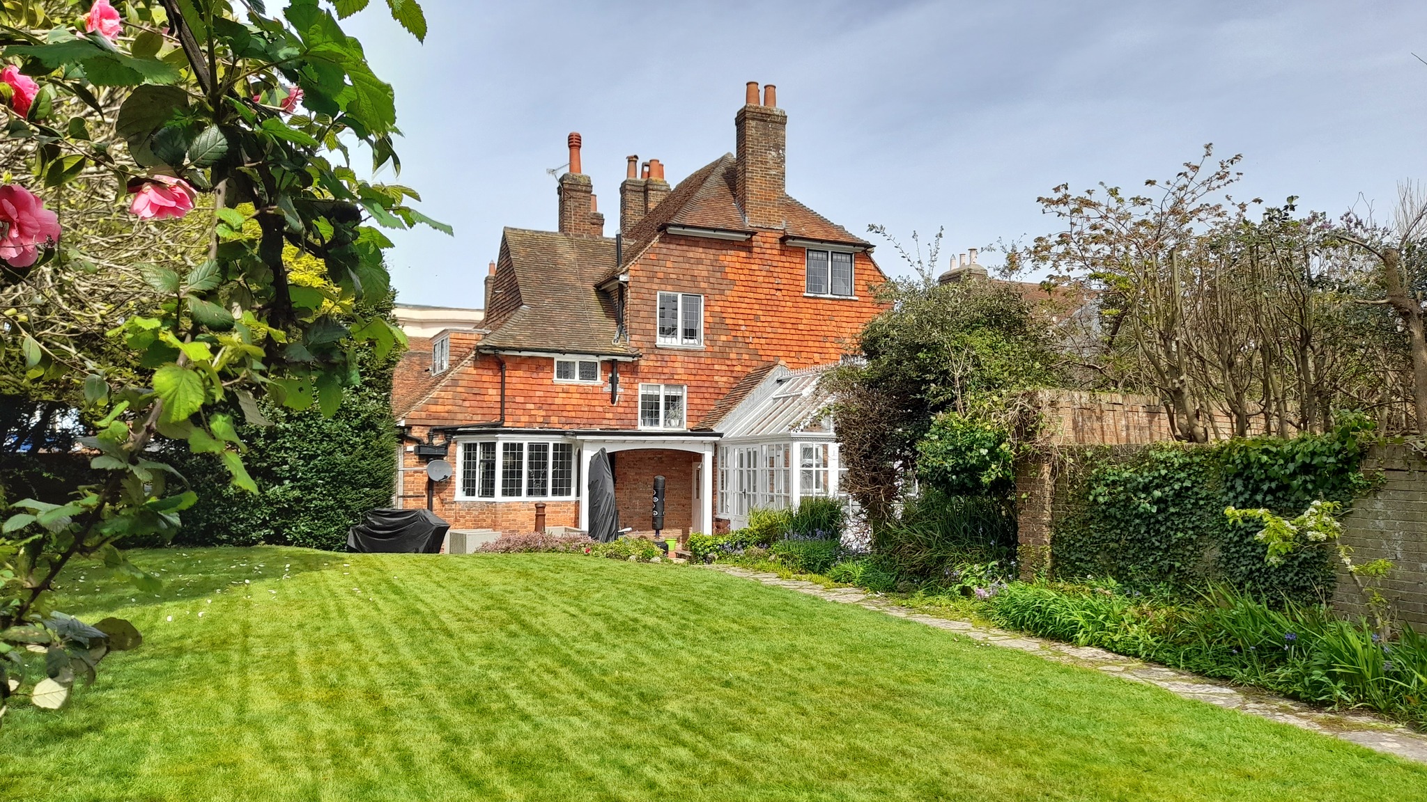 Woolley & Wallis Estate Agents