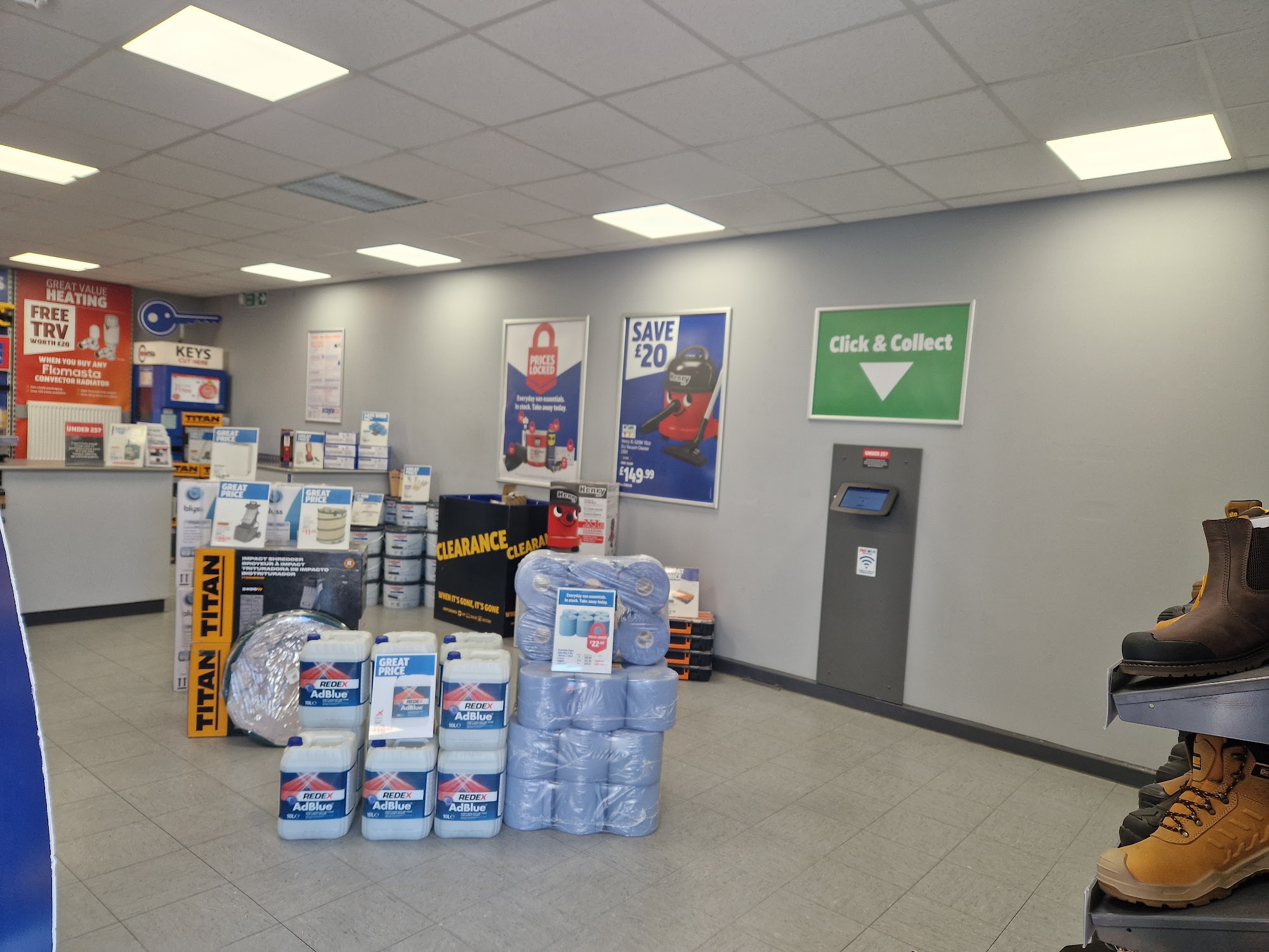 Screwfix Hedge End