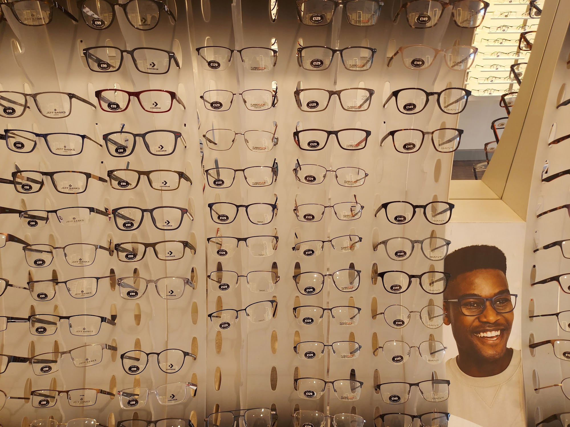 Specsavers Opticians and Audiologists - Southampton