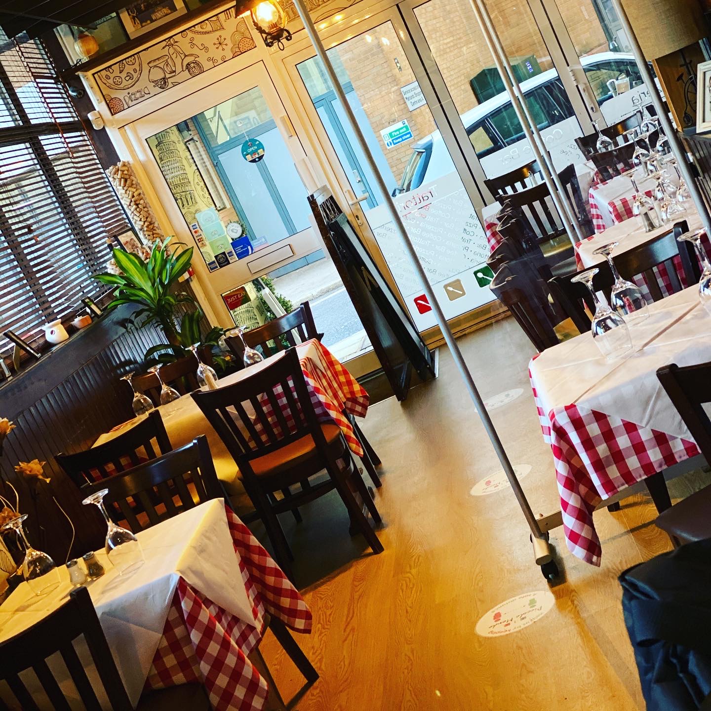 Piccolo Mondo 36 Windsor Terrace, Southampton