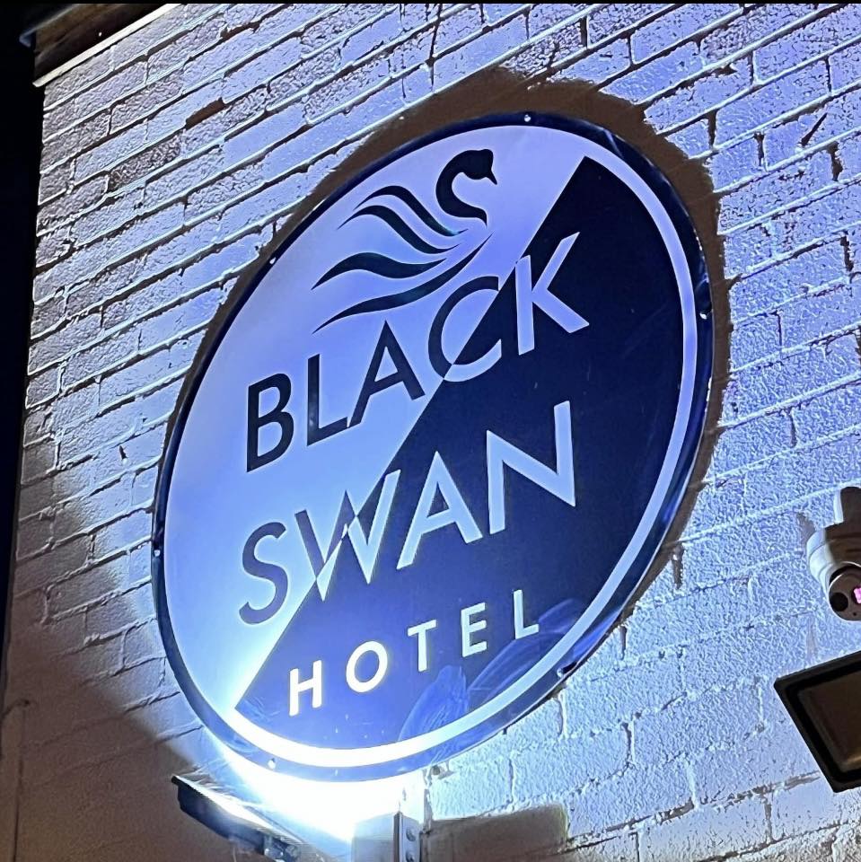 Black Swan Hotel