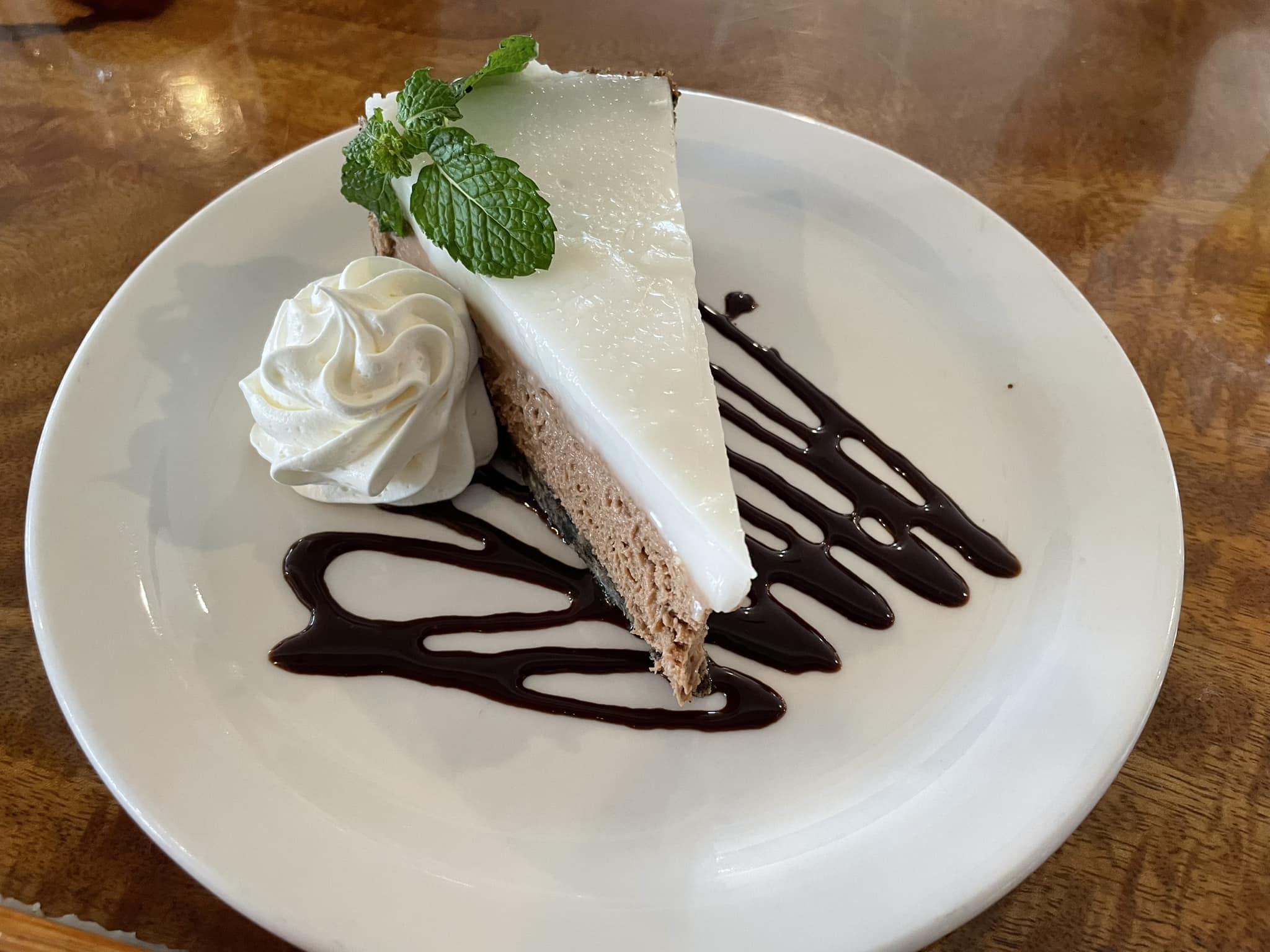 Luquin's 454 454 Manono St, Hilo, HI 96720