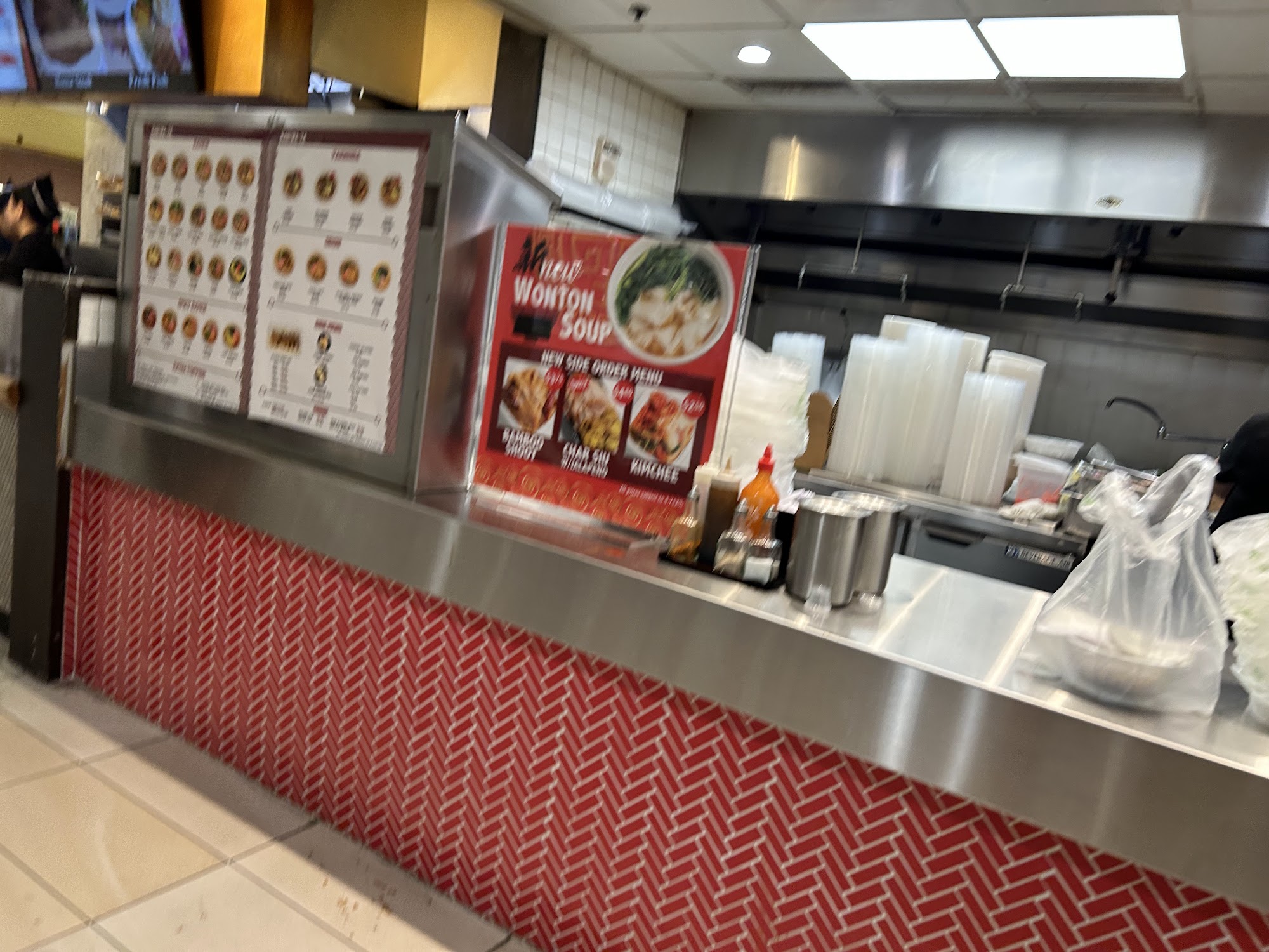 마카이 마켓 푸드코트 Menu