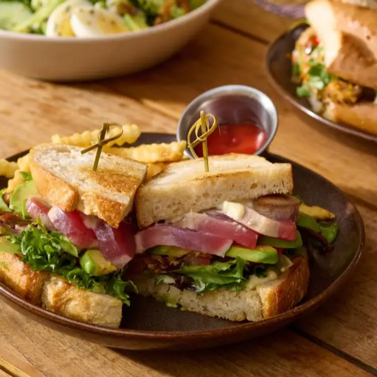Photo credit: opentable